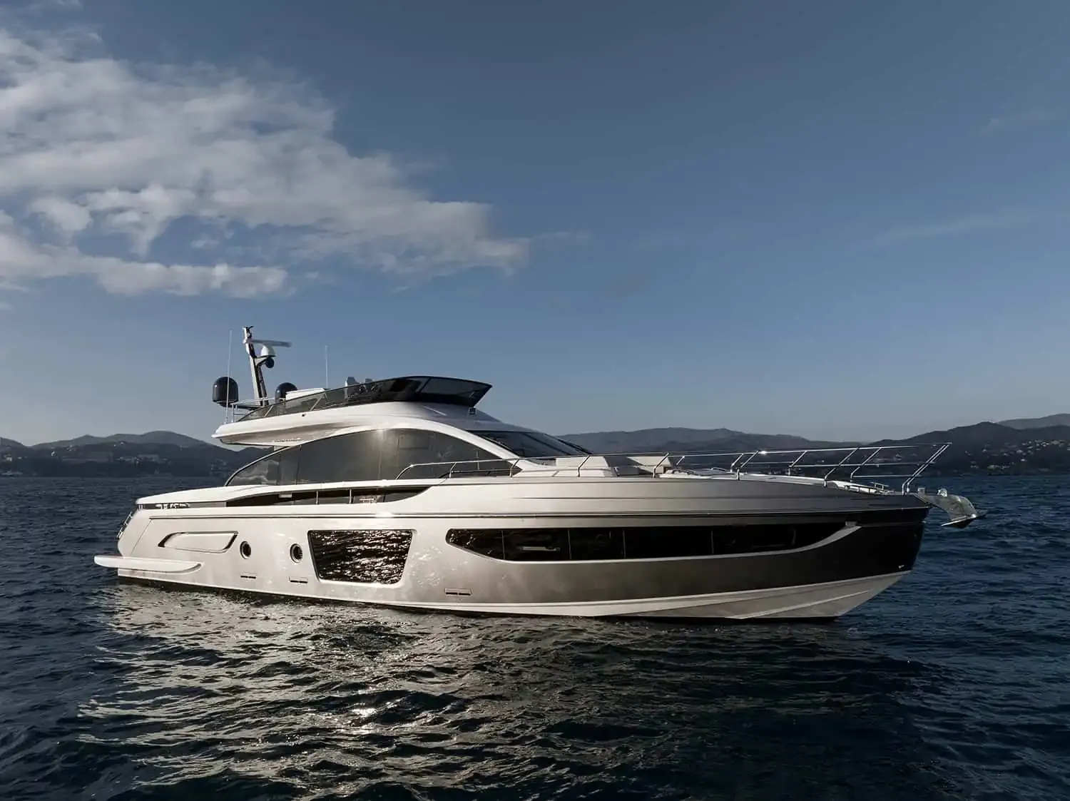 Azimut S yacht