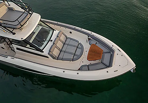 Boston Whaler 420 Outrage photo 3