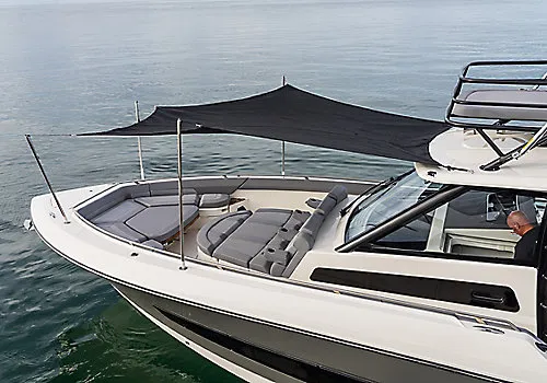 Boston Whaler 420 Outrage photo 6