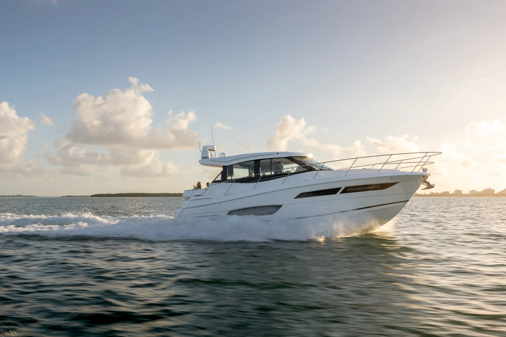 Regal 38 Grande Coupe photo 6