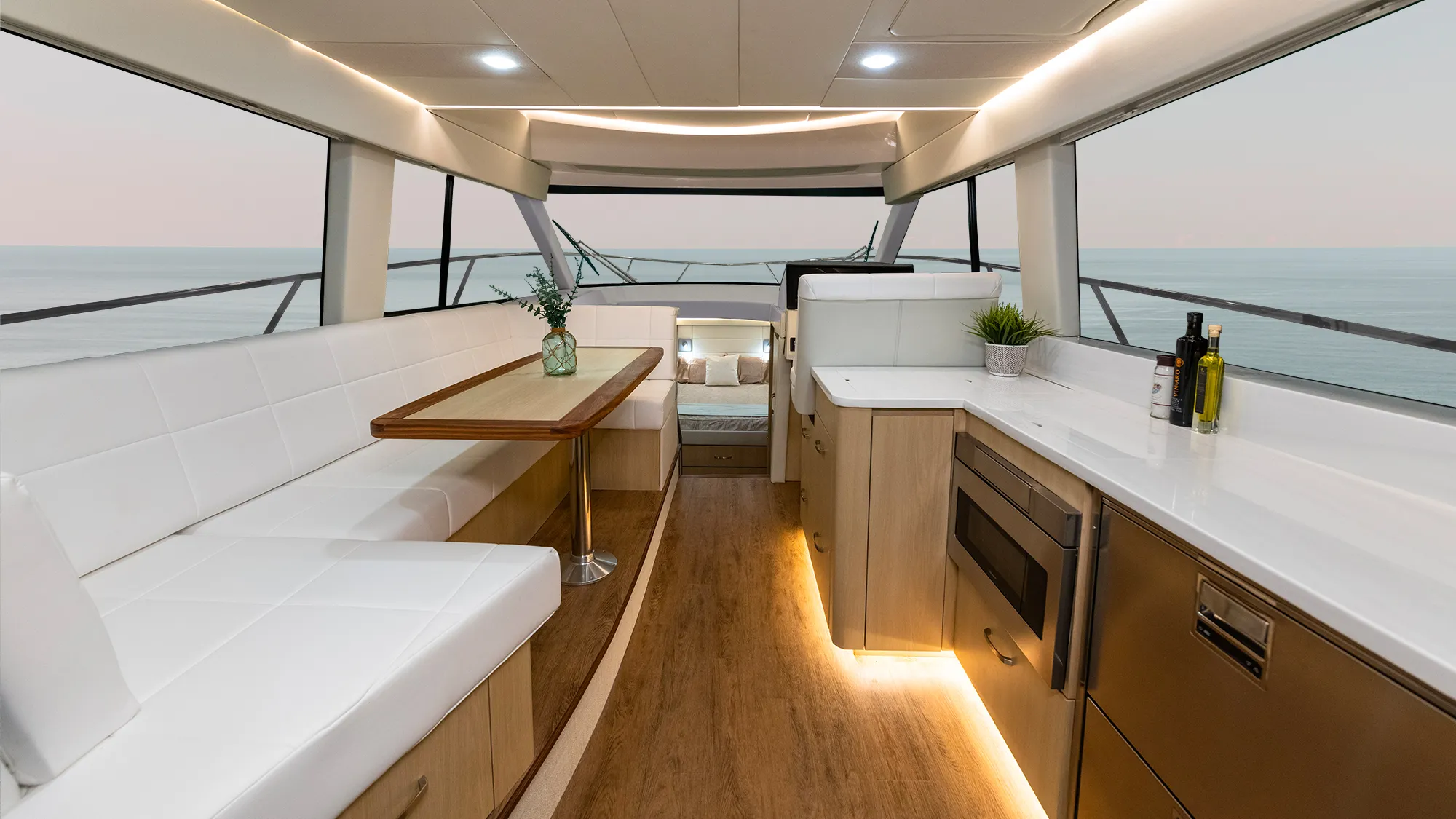 Regal 42 Grande Coupe photo 7