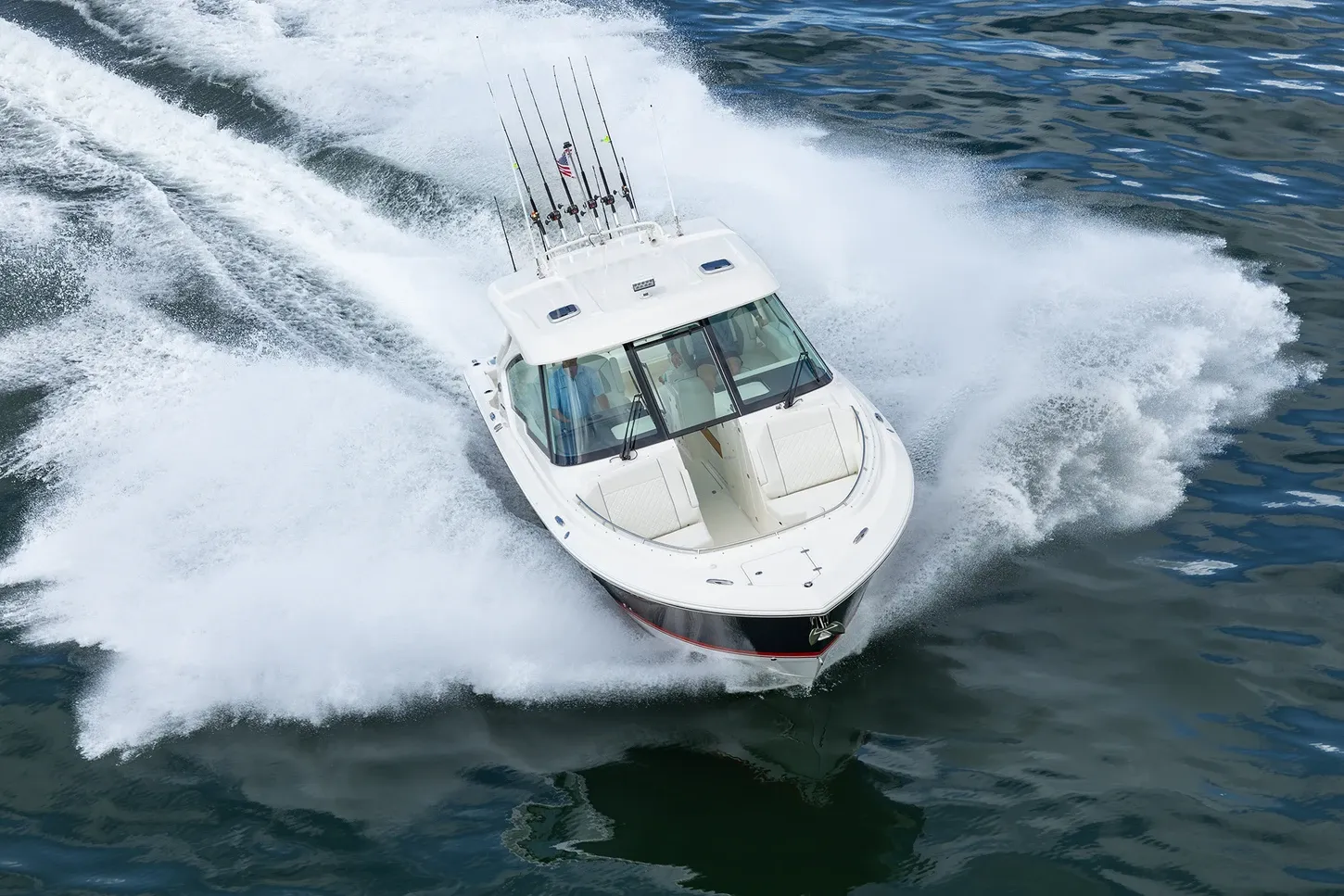 Pursuit D326 photo 2