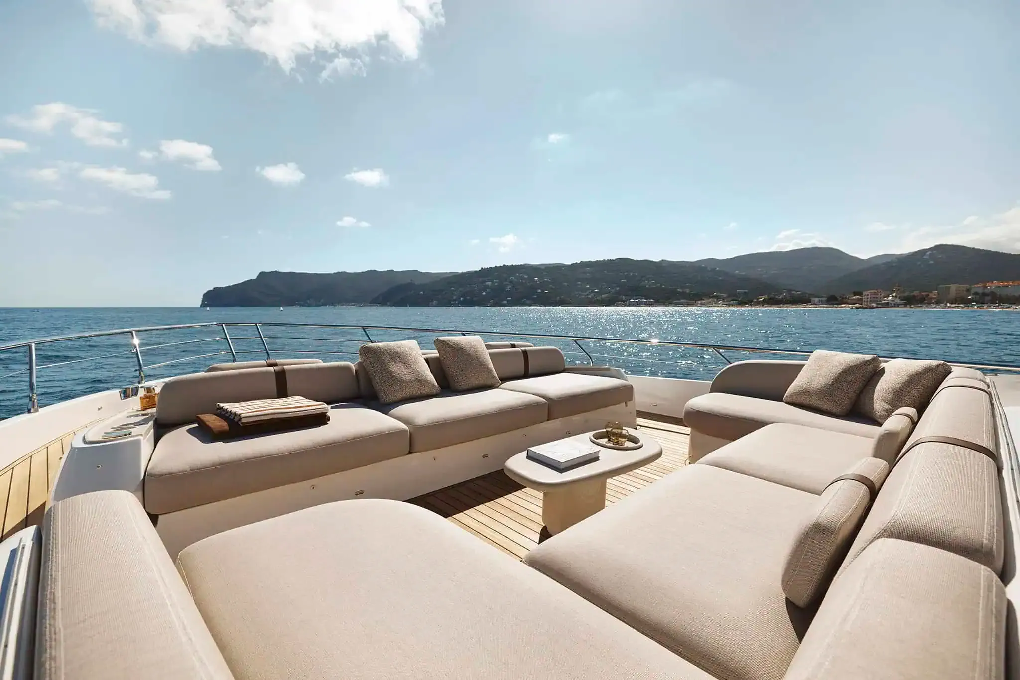 Azimut Fly 82 photo 2