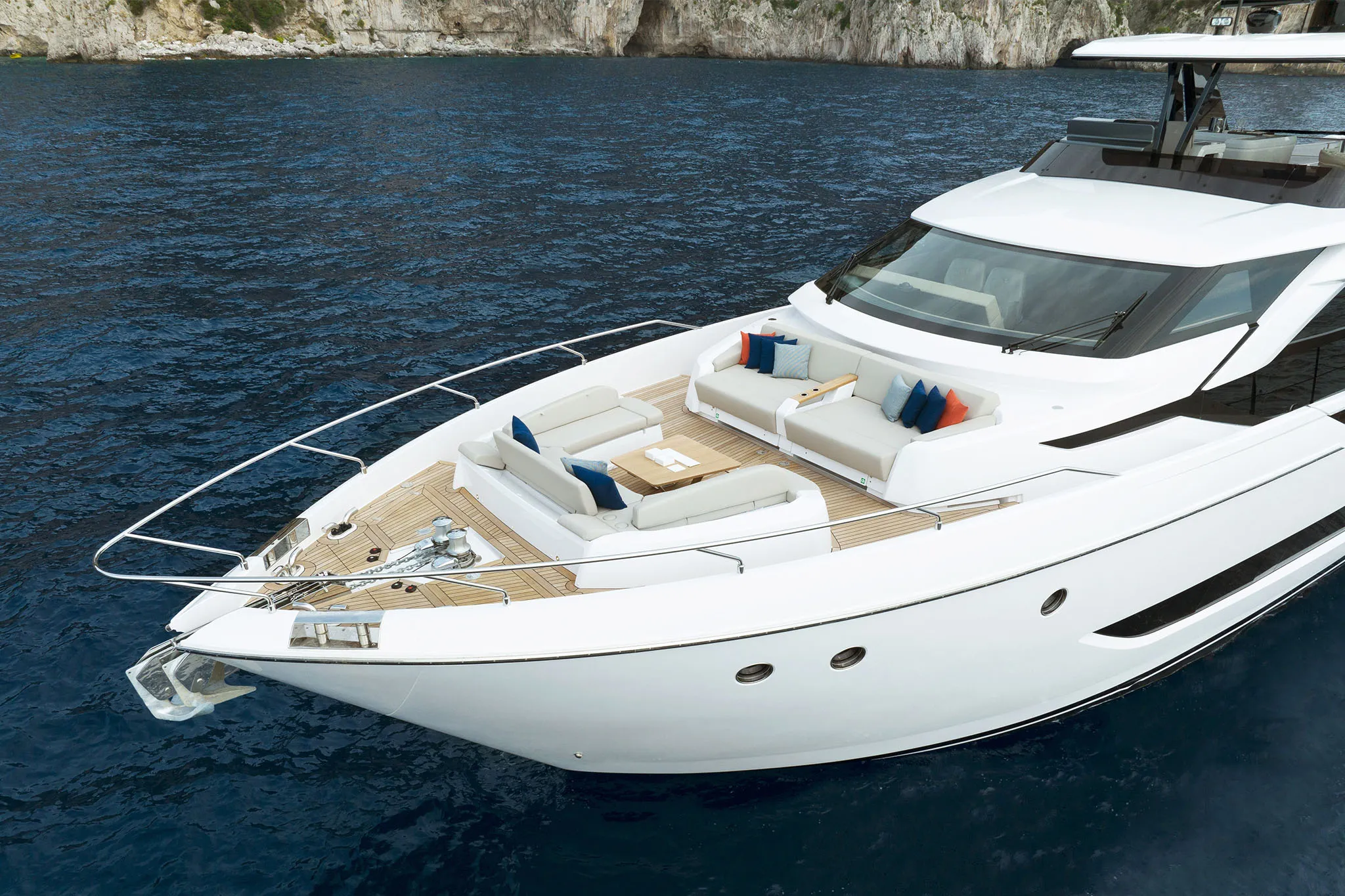Ferretti 860 photo 4