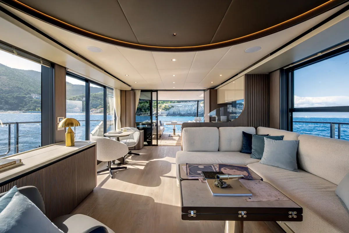 Absolute Navetta 58 photo 4