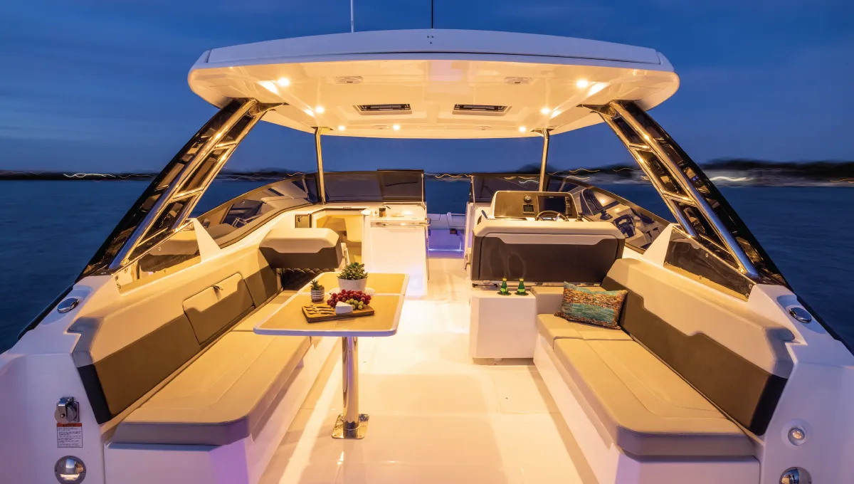 Aquila 32 Sport photo 4