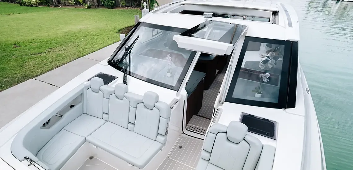 Aquila 46 Coupe photo 3