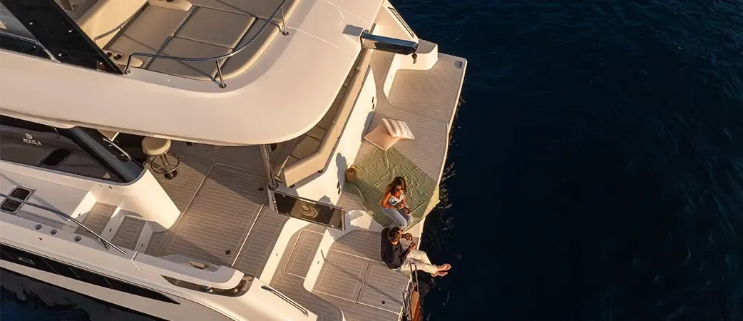 Aquila 46 Yacht photo 2