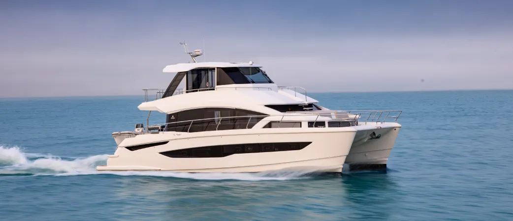 Aquila 54 Yacht photo 2