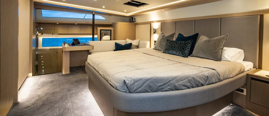 Aquila 70 Luxury photo 5