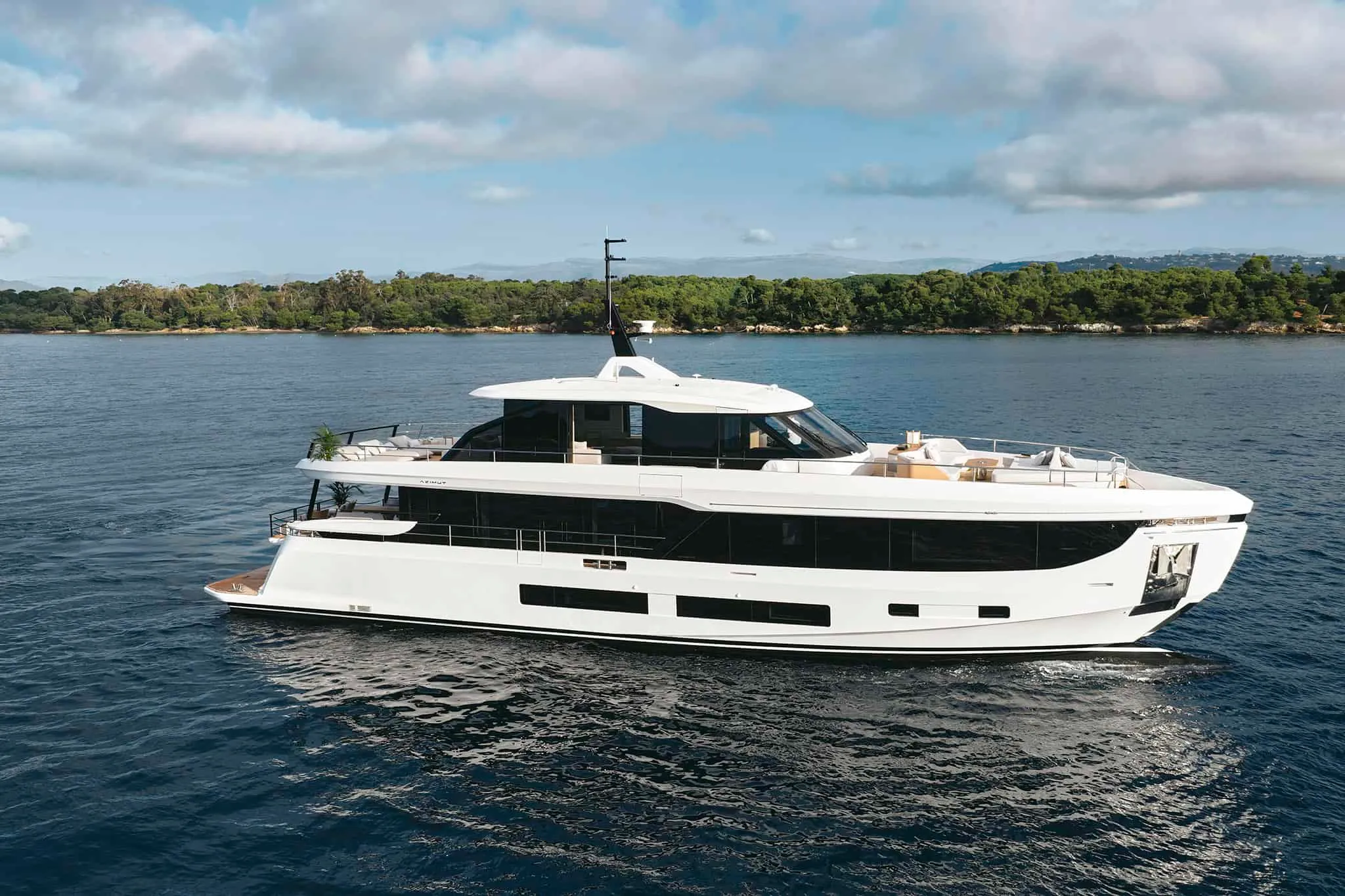 Azimut Grande 30M