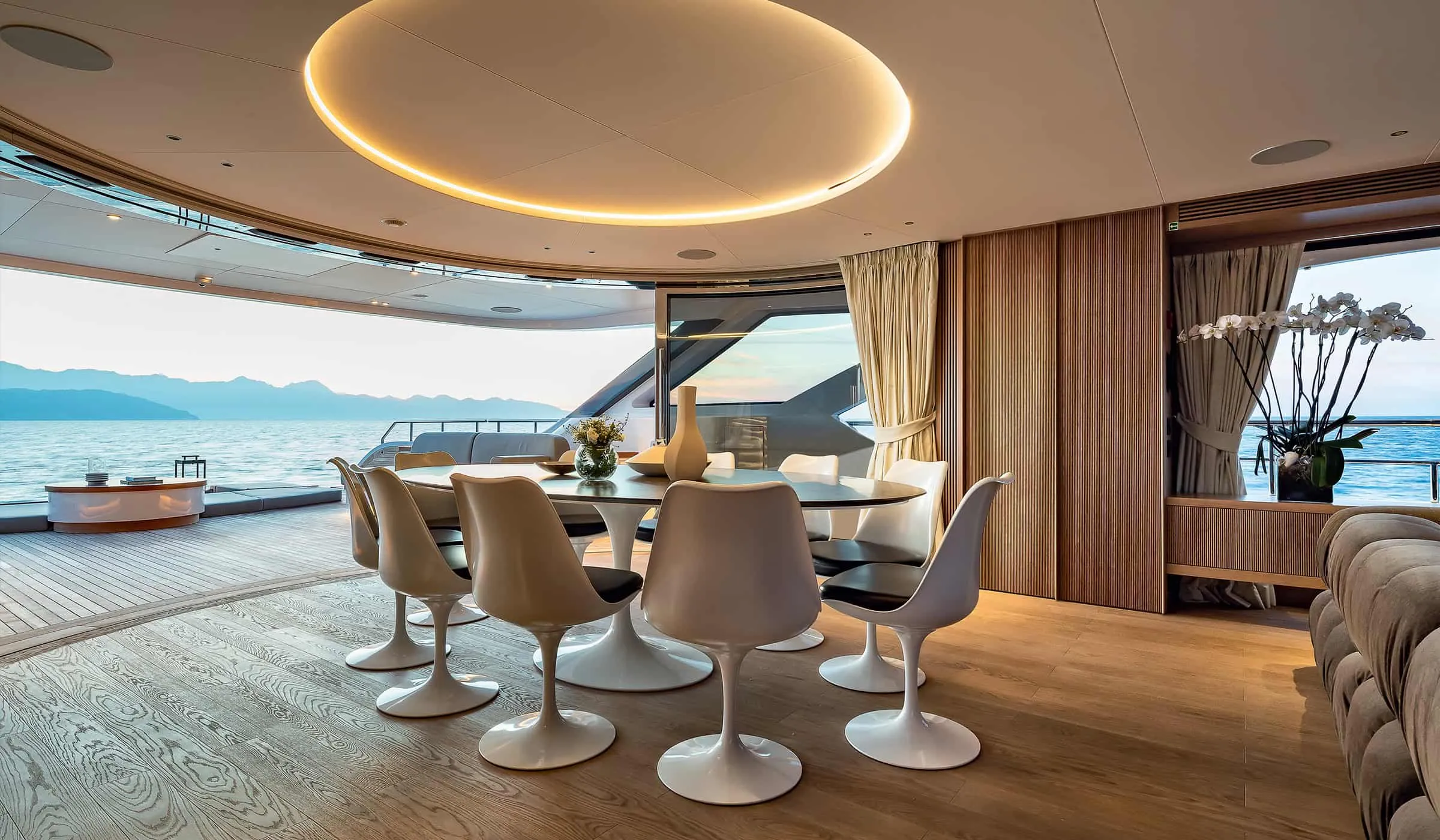 Benetti Oasis 34M photo 3