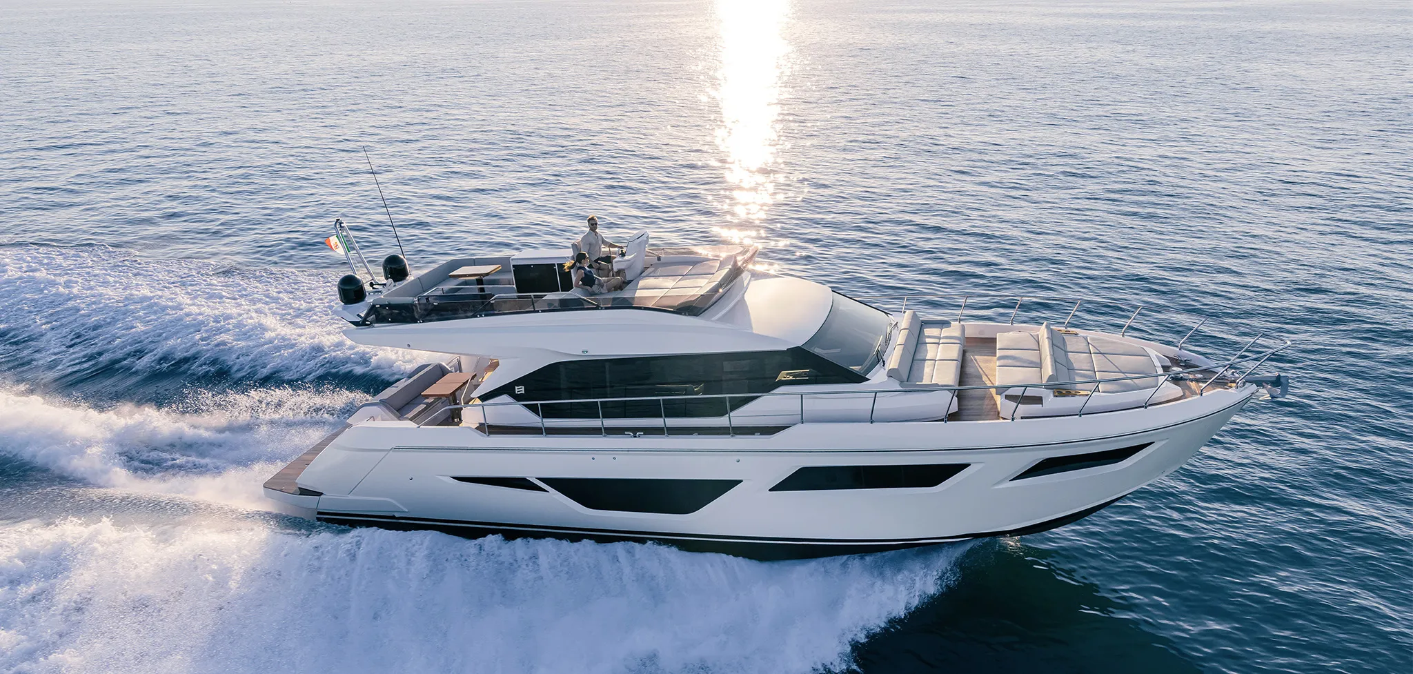 Ferretti 1000