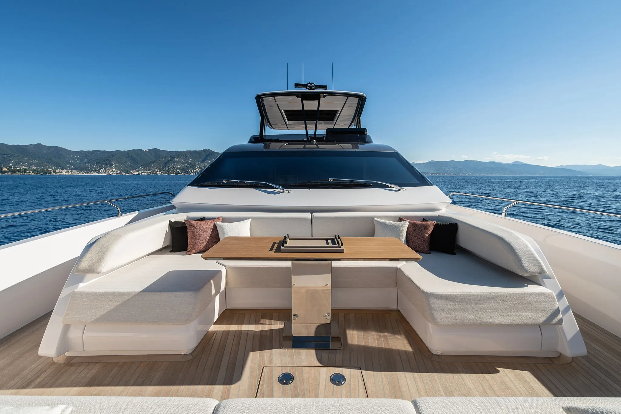Ferretti 800 photo 4