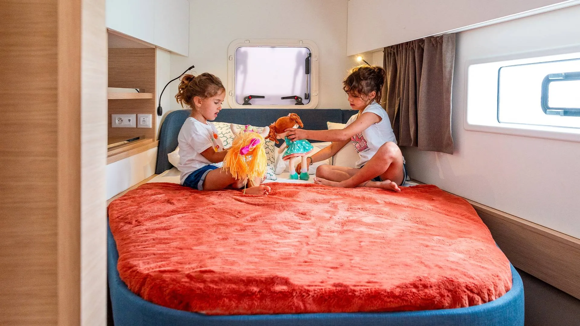 Fountaine Pajot FP41 photo 3