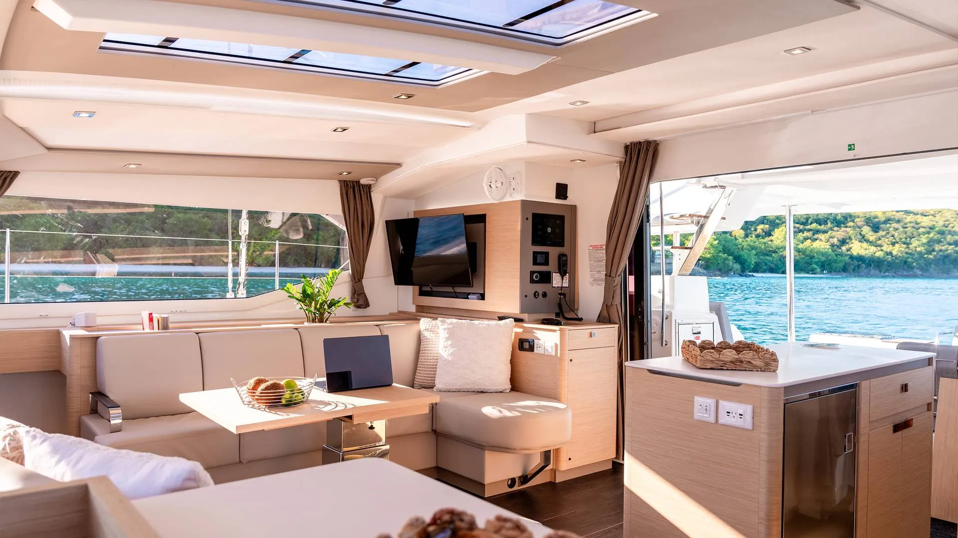 Fountaine Pajot FP51 photo 4