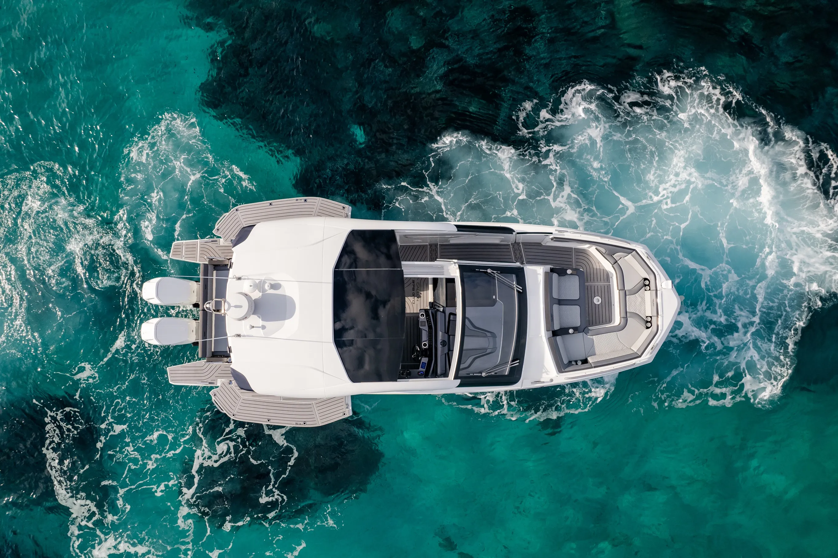 Galeon 375 GTO photo 2