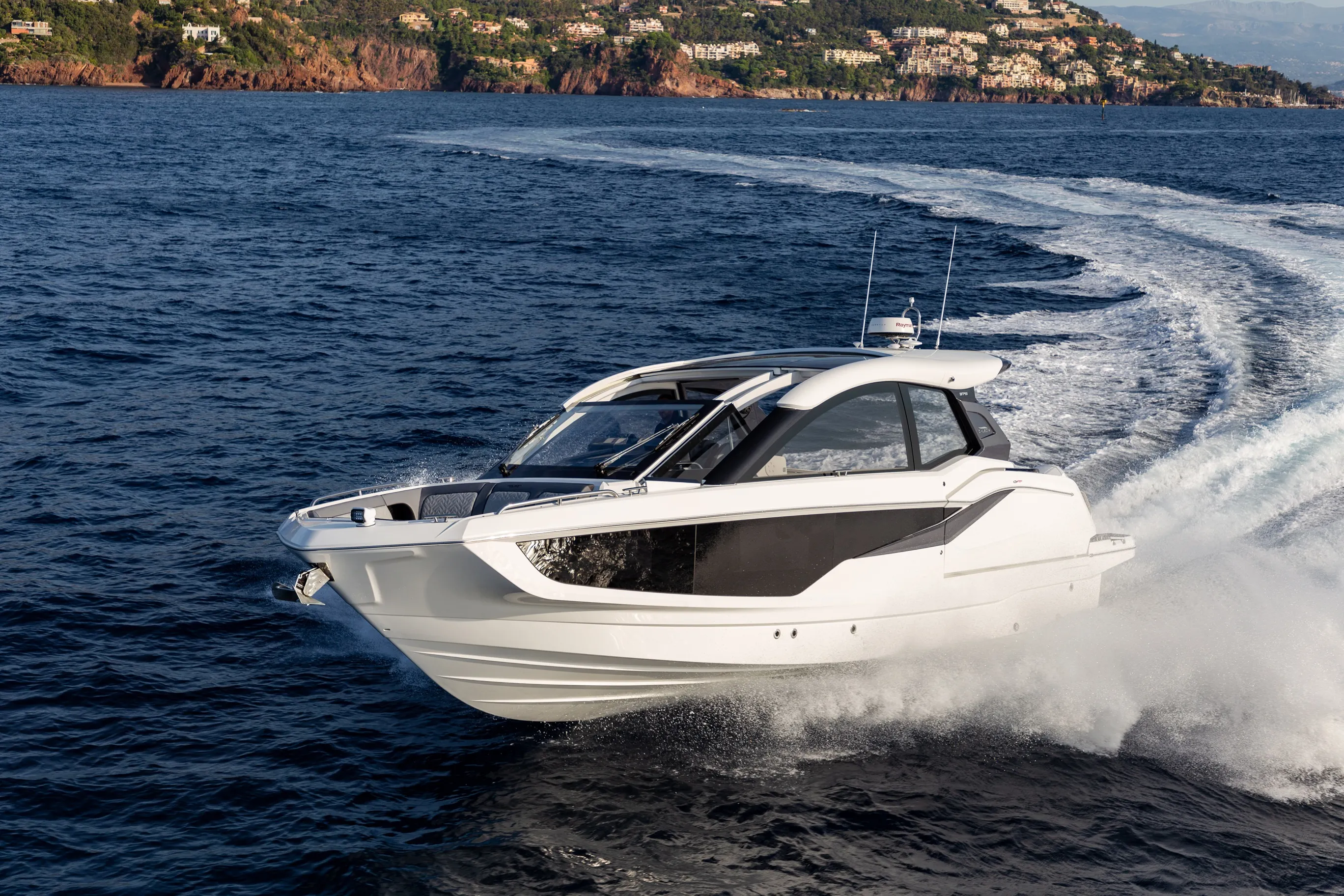 Galeon yacht