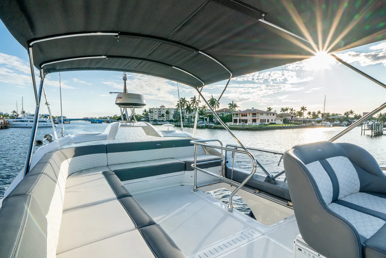 Galeon 400 FLY photo 5