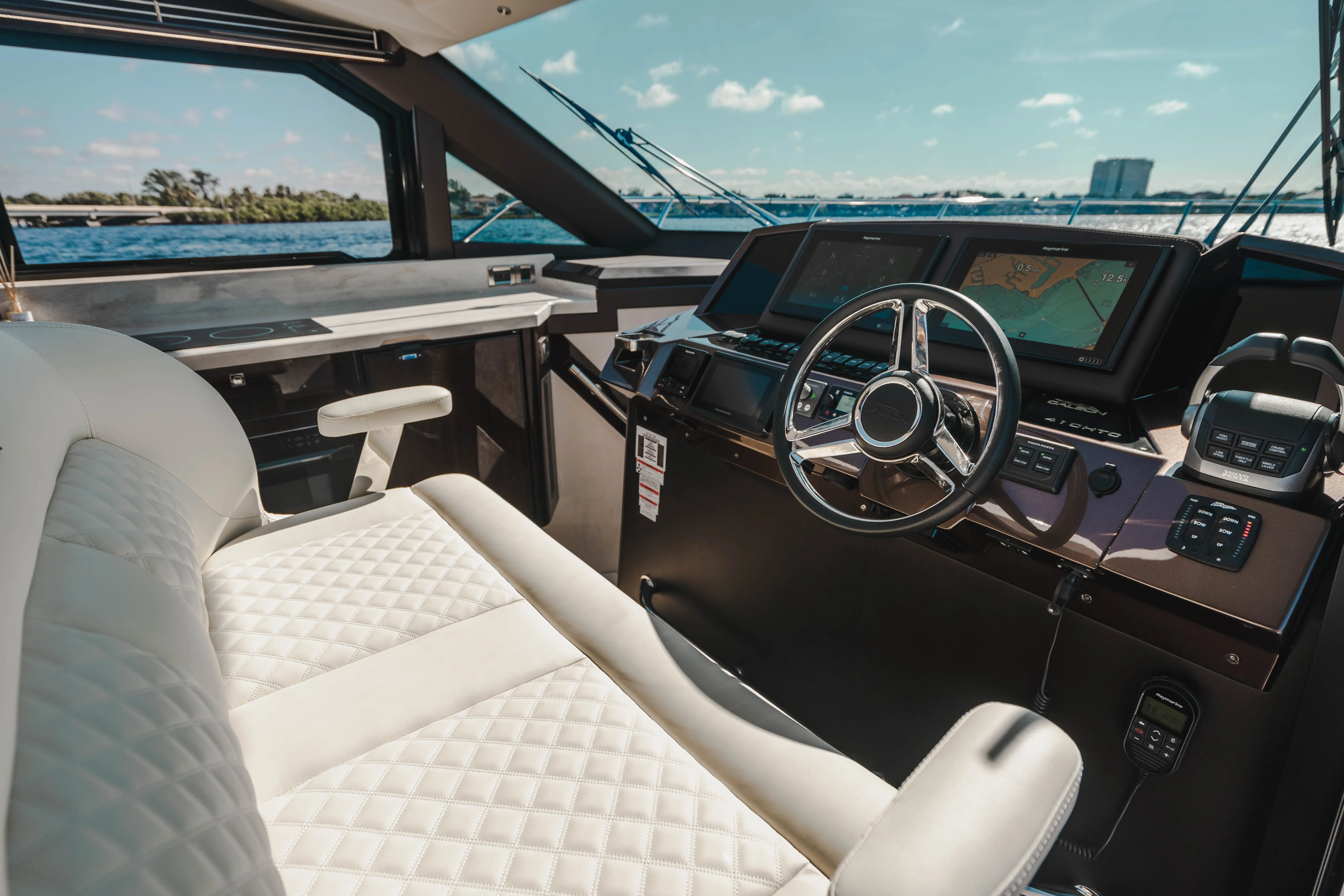 Galeon 410 HTC photo 3