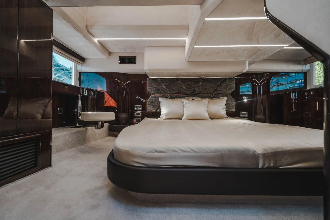 Galeon 410 HTC photo 4