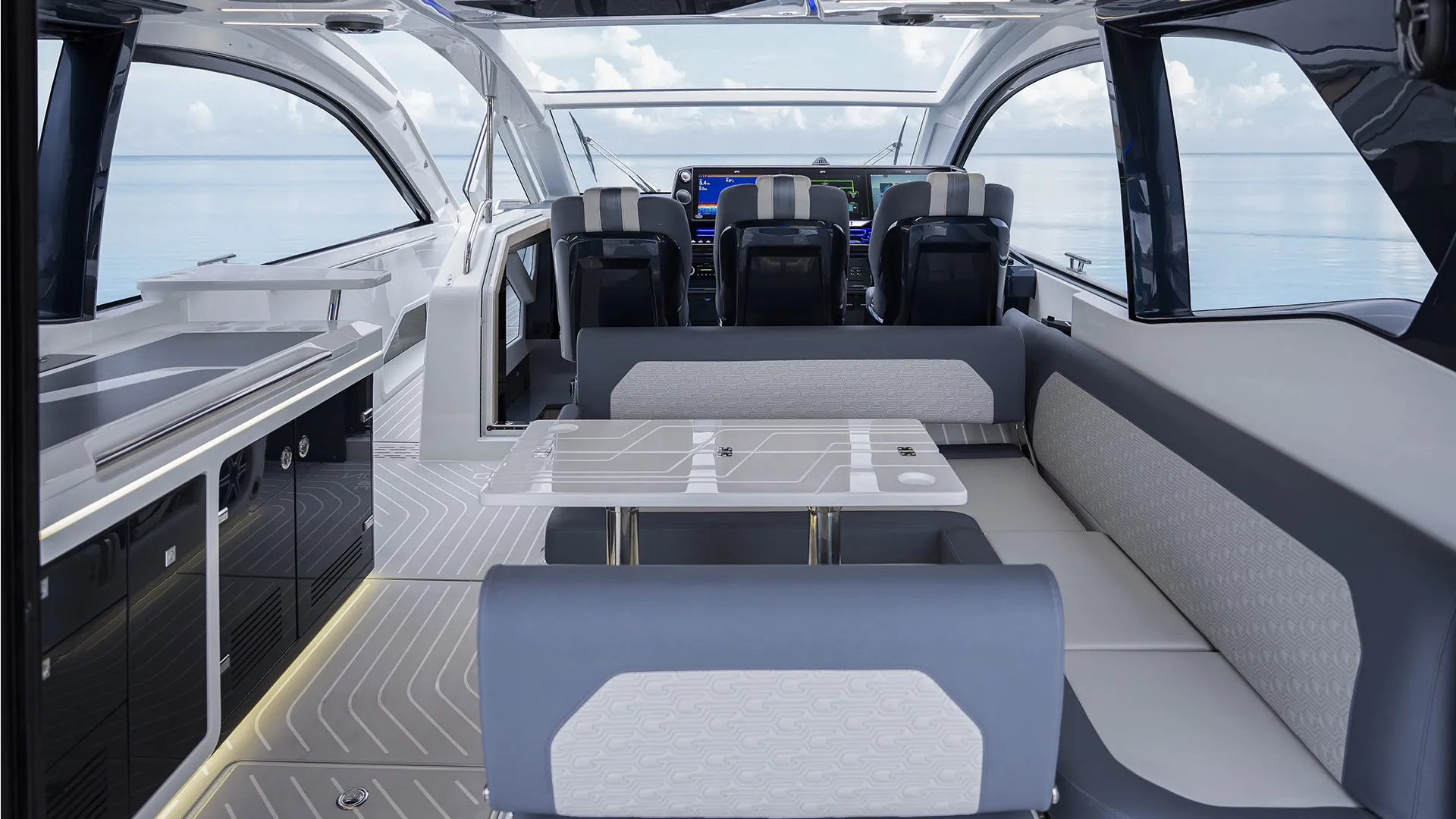 Galeon 435 GTI photo 4