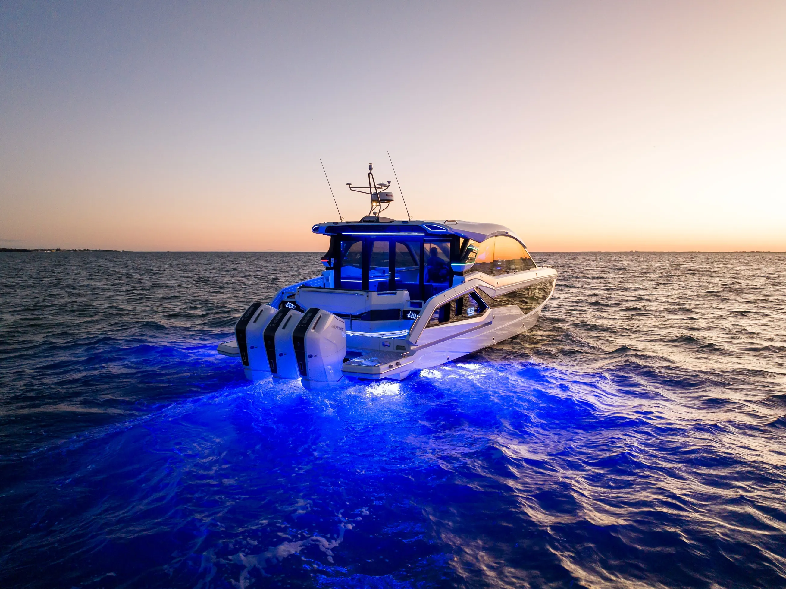 Galeon 435 GTO photo 3
