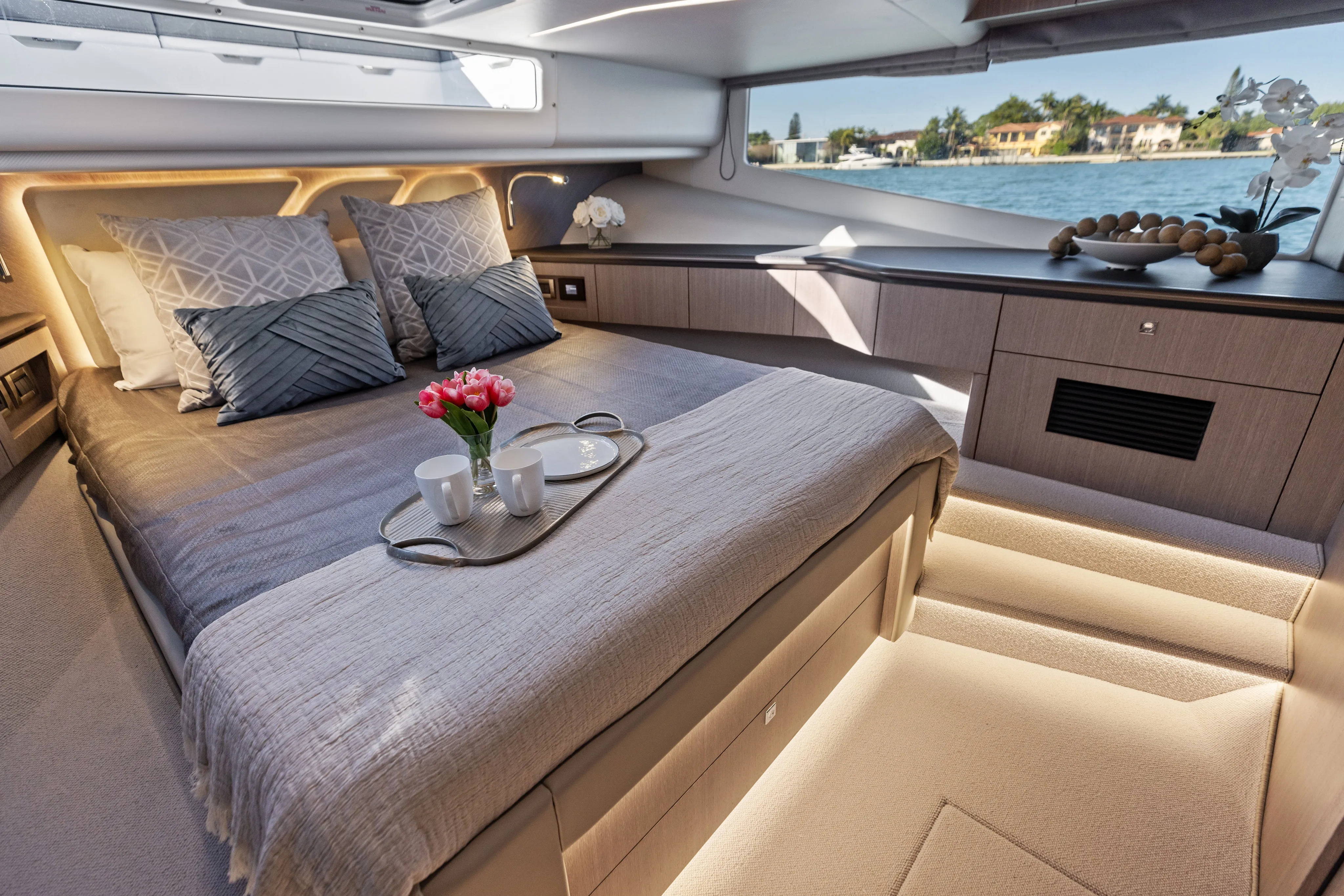 Galeon 435 GTO photo 5