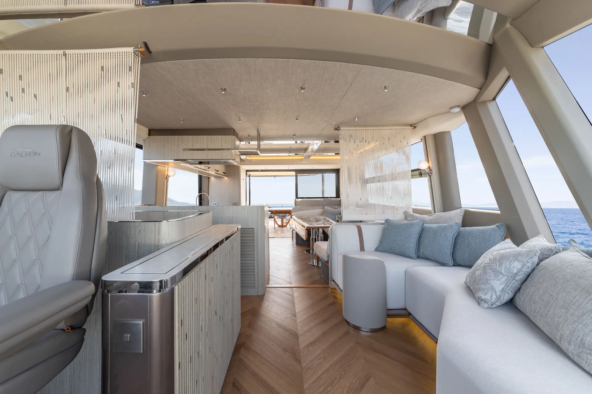 Galeon 620 FLY photo 3