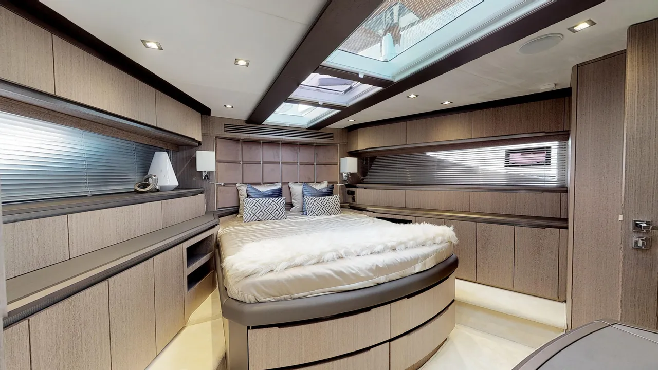 Galeon 650 SKY photo 5