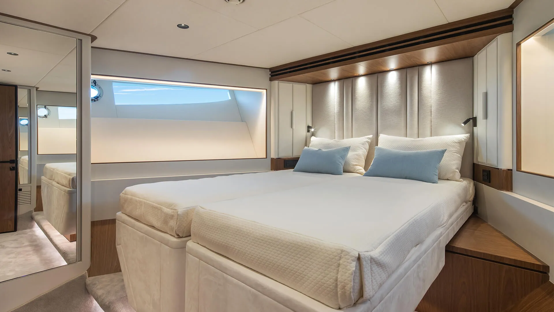 Horizon Yachts FD80 photo 2