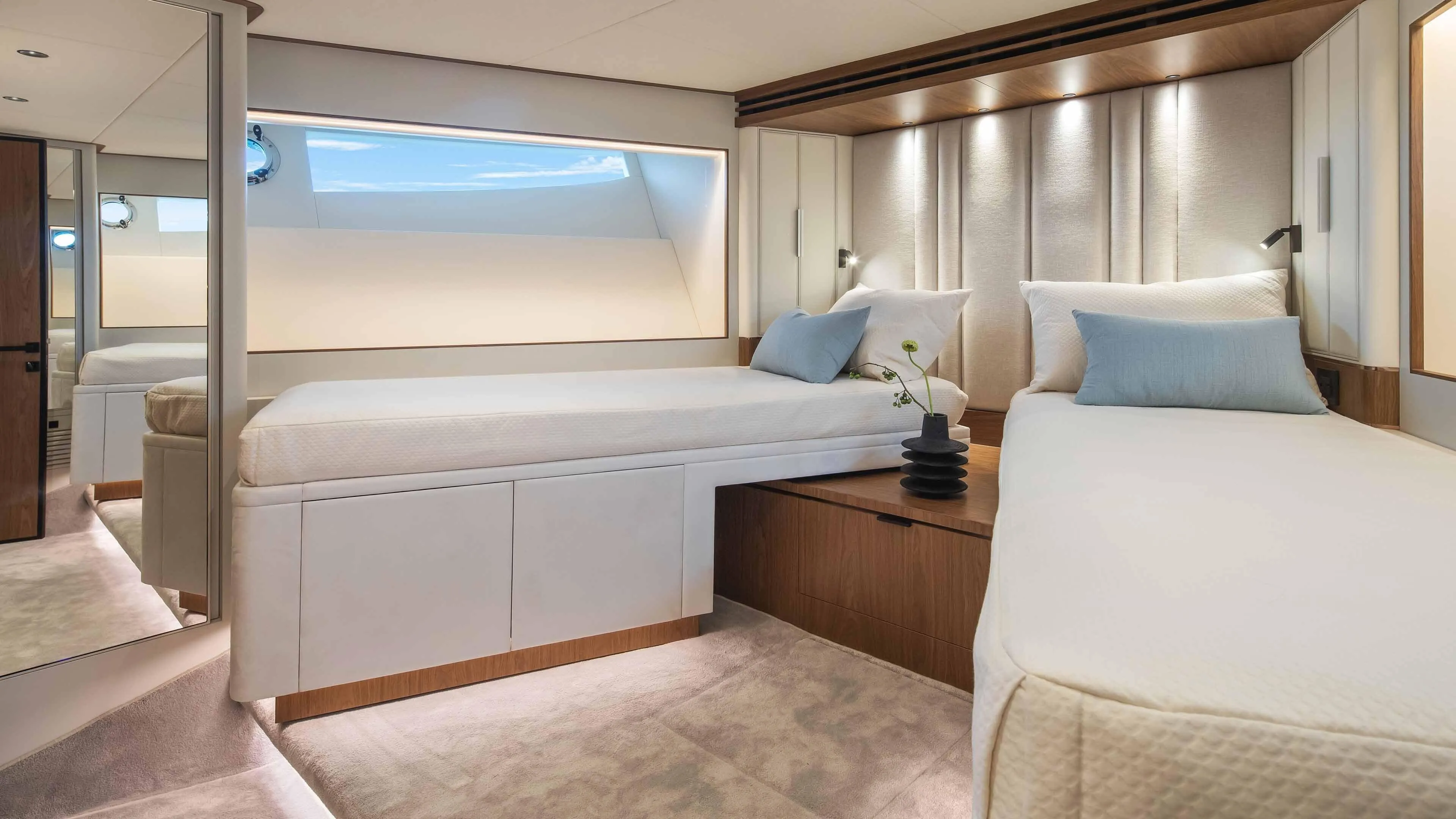 Horizon Yachts FD80 photo 5