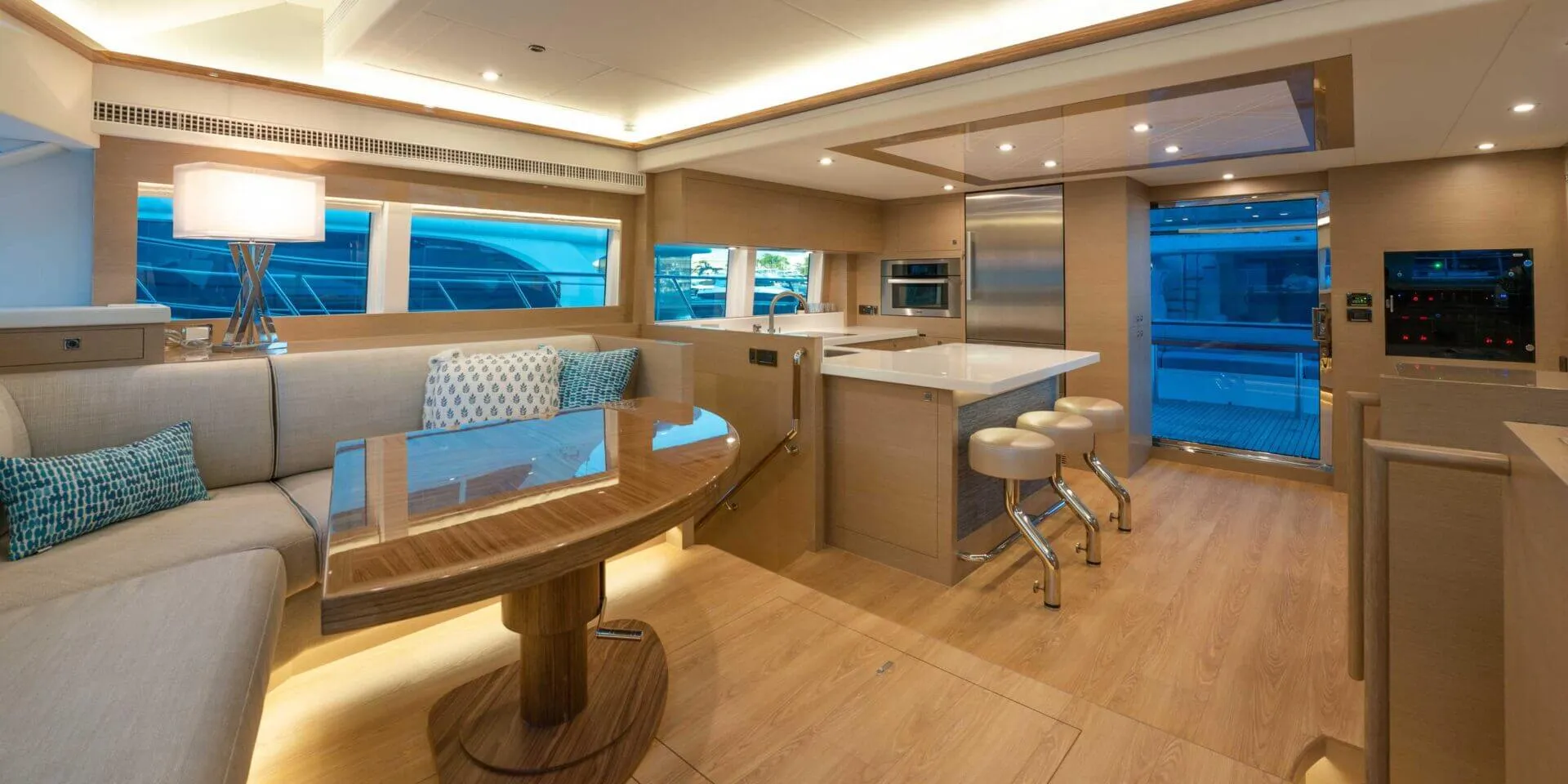 Horizon Power Catamarans PC52 photo 5