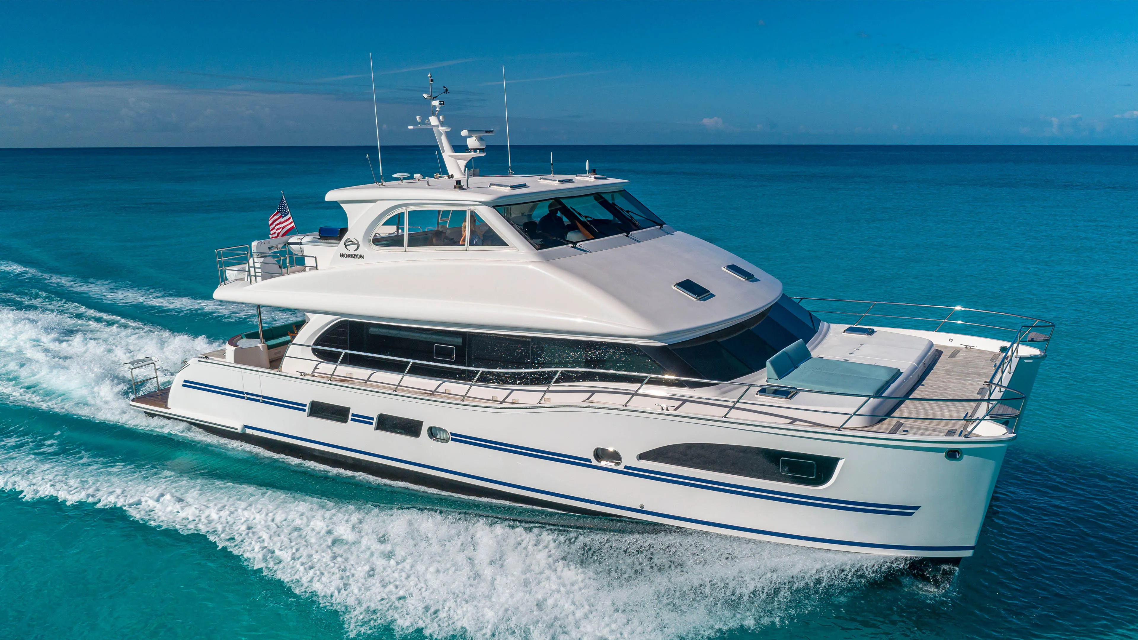 Horizon Power Catamarans PC65 photo 2