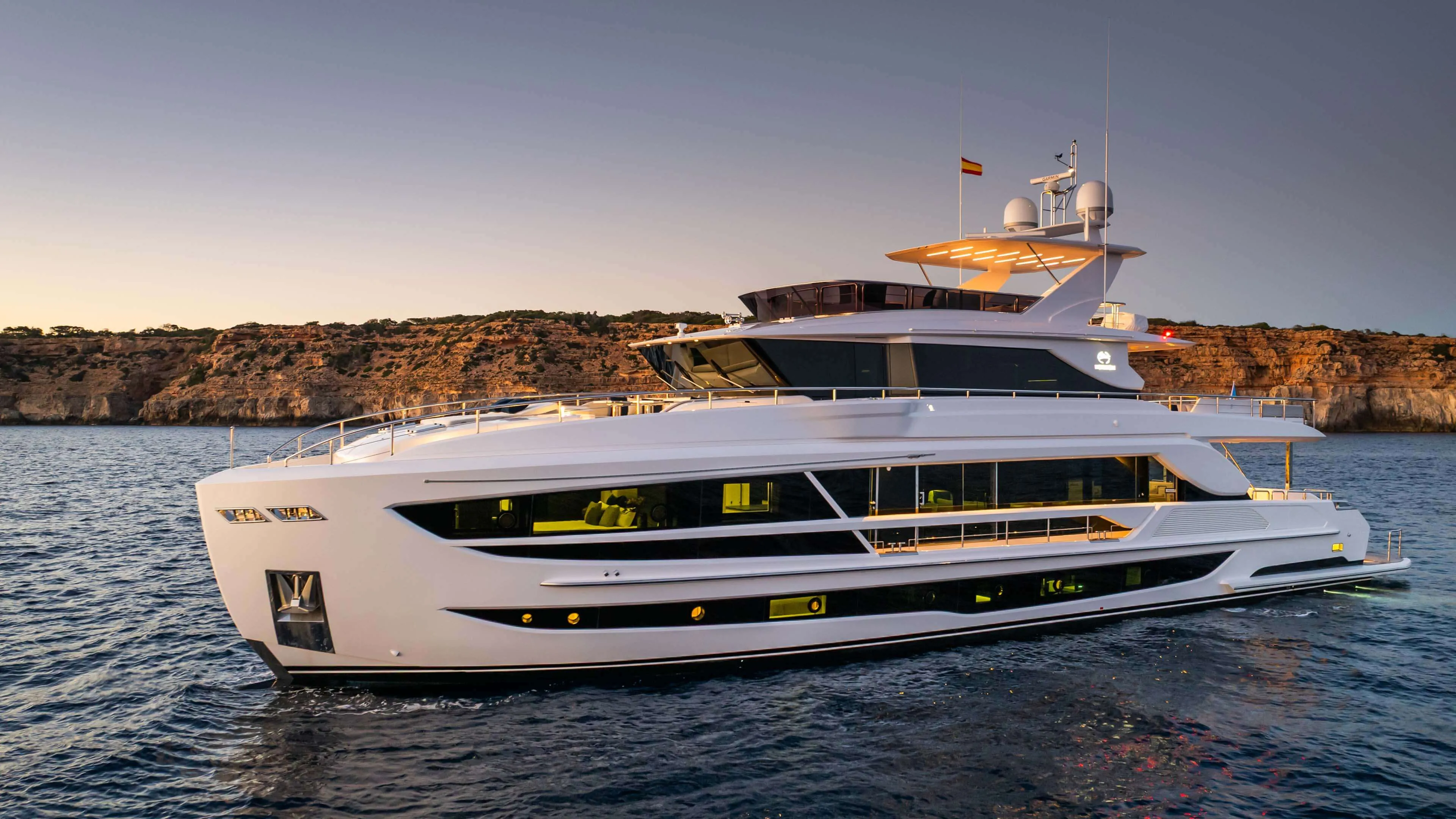 Horizon Yachts FD100