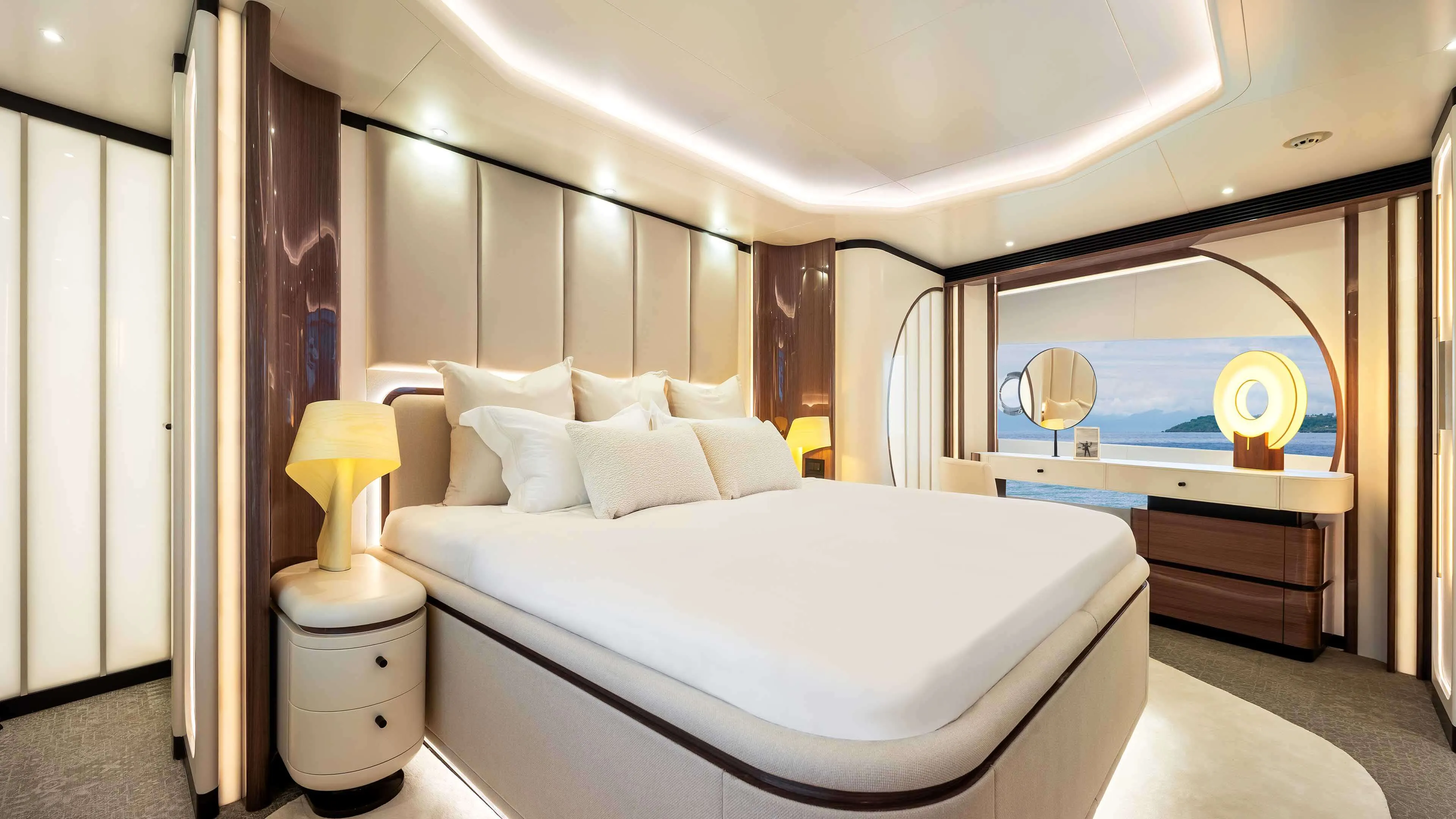 Horizon Yachts FD100 photo 5