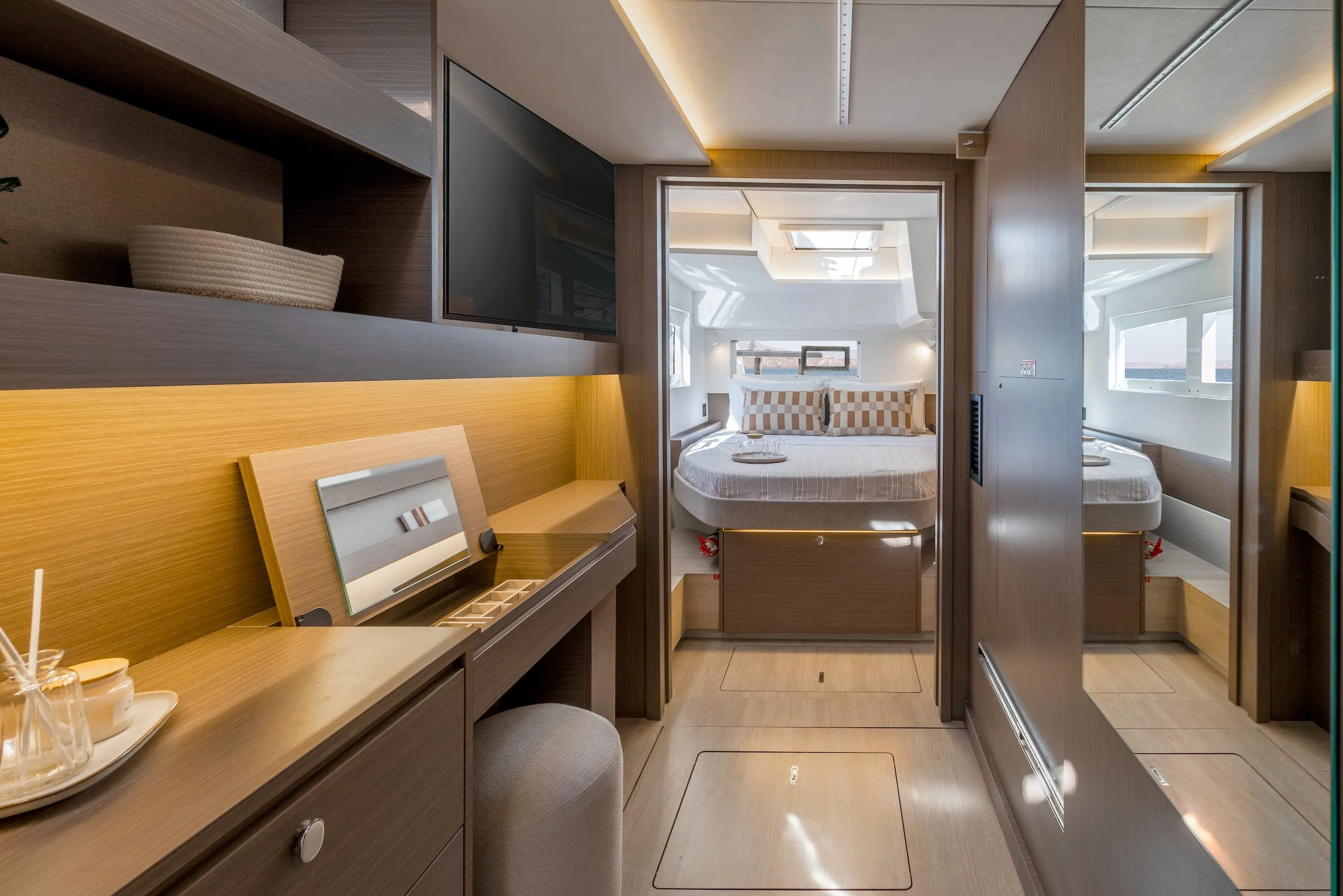 Leopard Catamarans 43 photo 3