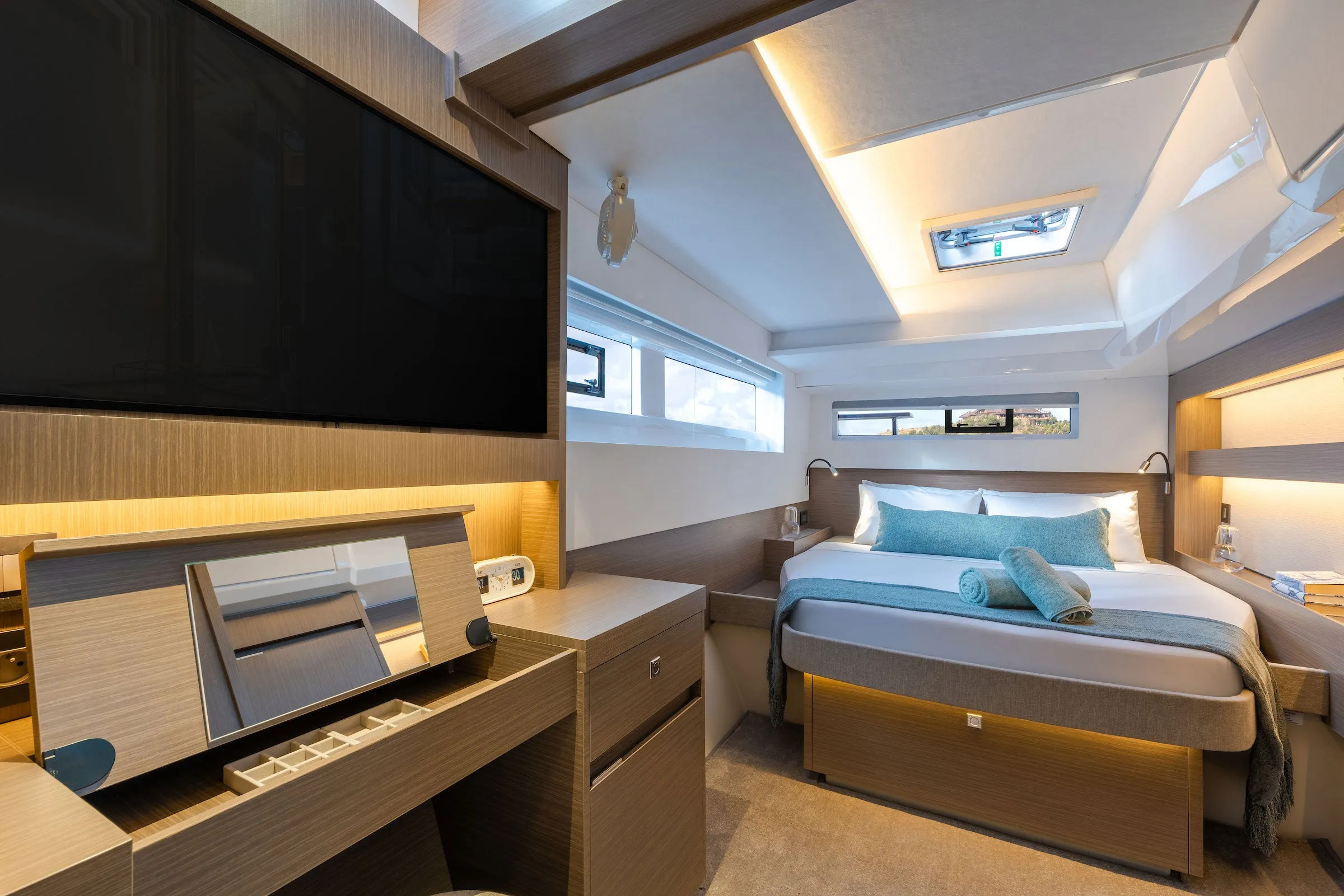 Leopard Catamarans 52 photo 3