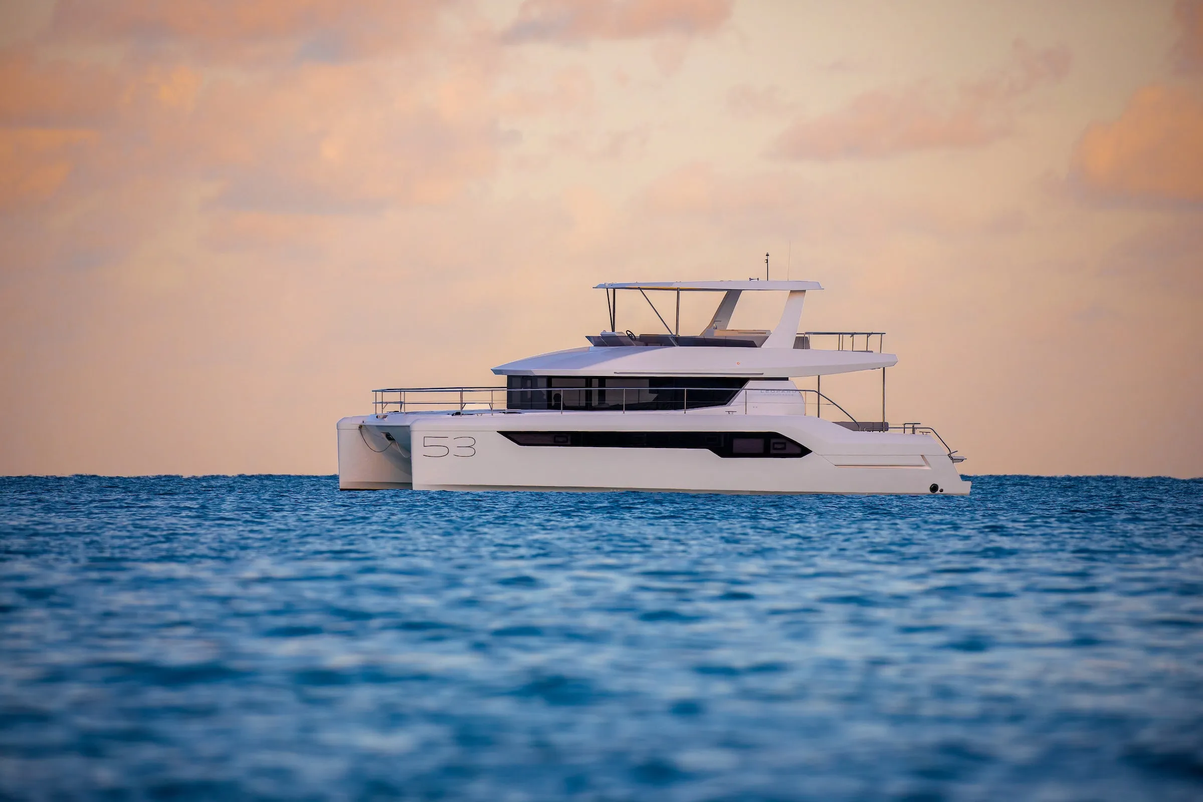 Leopard Catamarans 53 Powercat