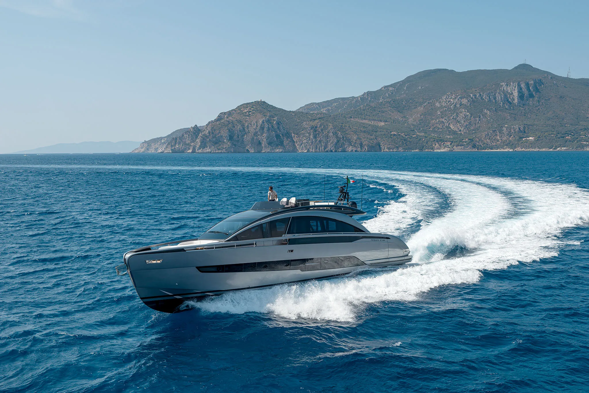 Pershing Yachts GTX80 photo 2