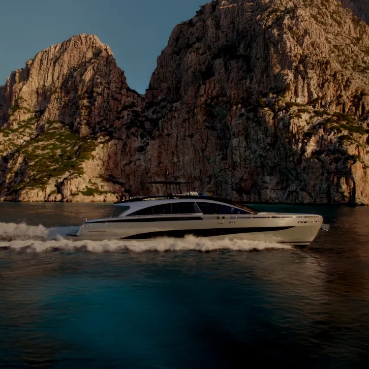 Pershing Yachts GTX90 photo 5