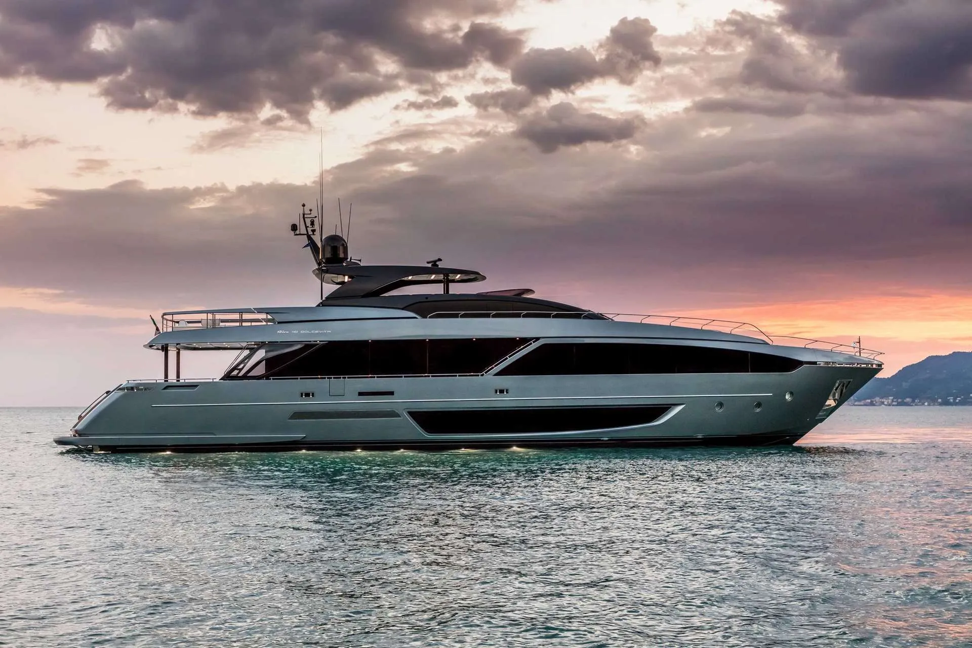 Riva Flybridge yacht