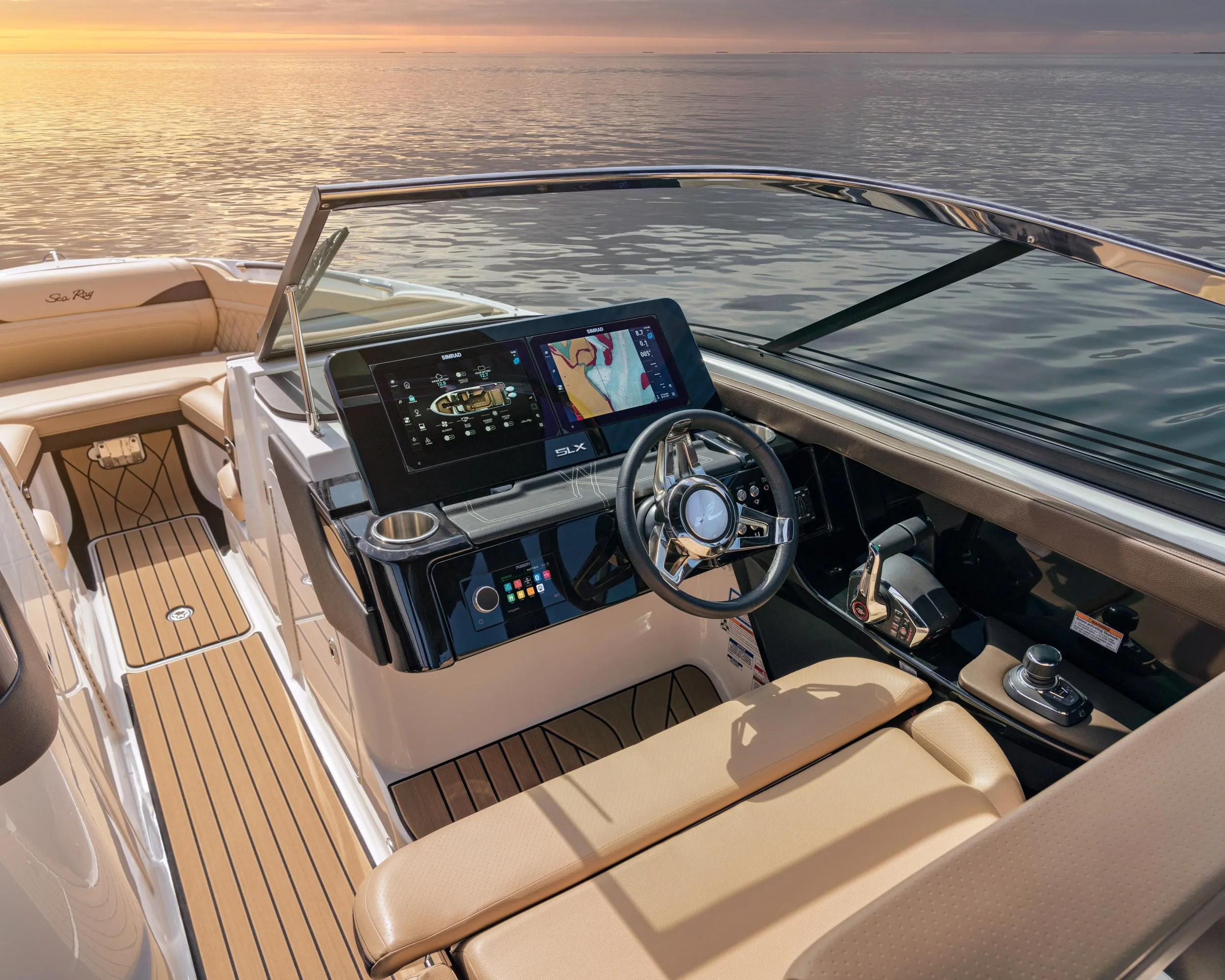 Sea Ray SLX 280 Outboard photo 4