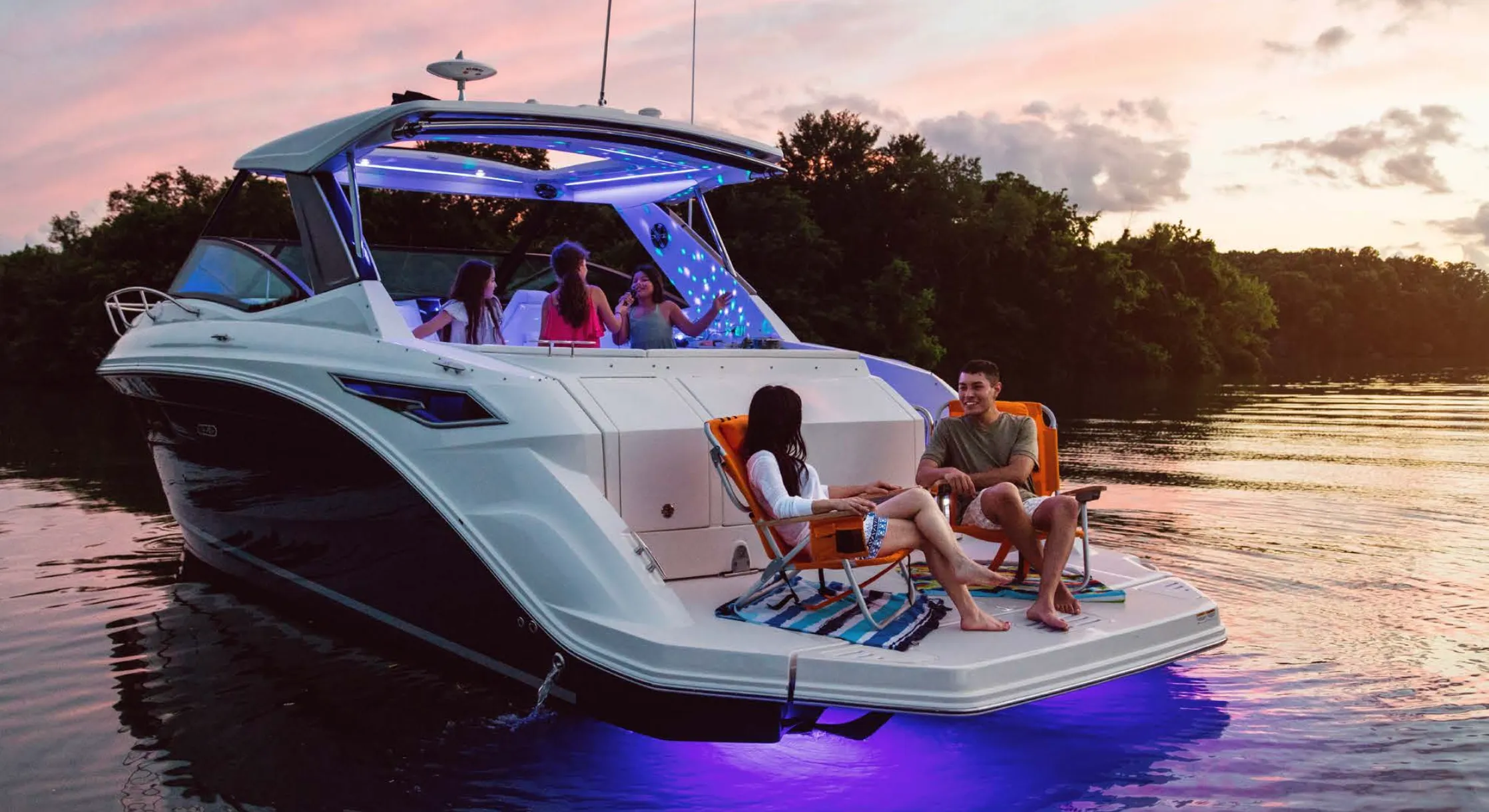 Sea Ray Sundancer 320 photo 8
