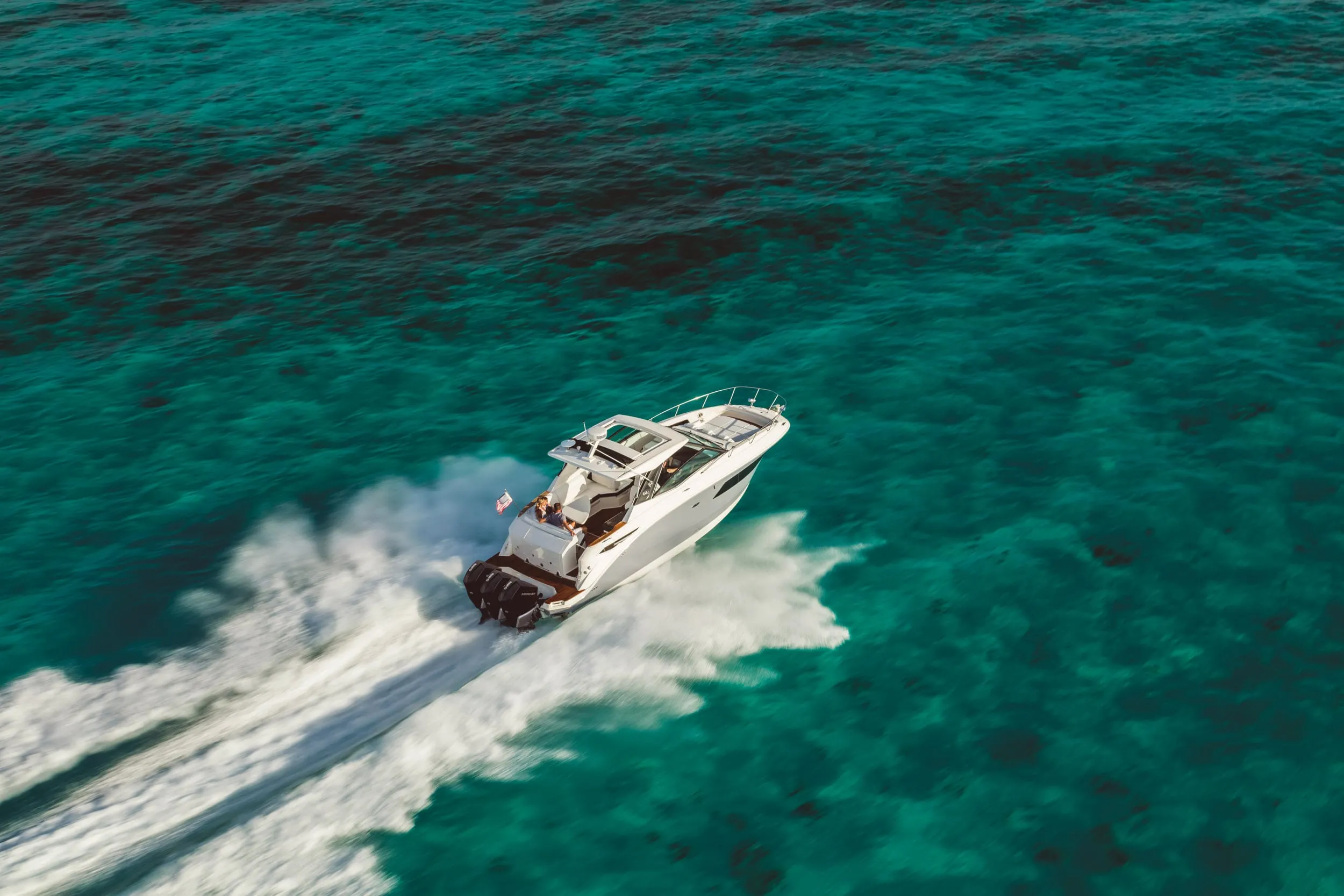 Sea Ray Sundancer 320 Outboard photo 2