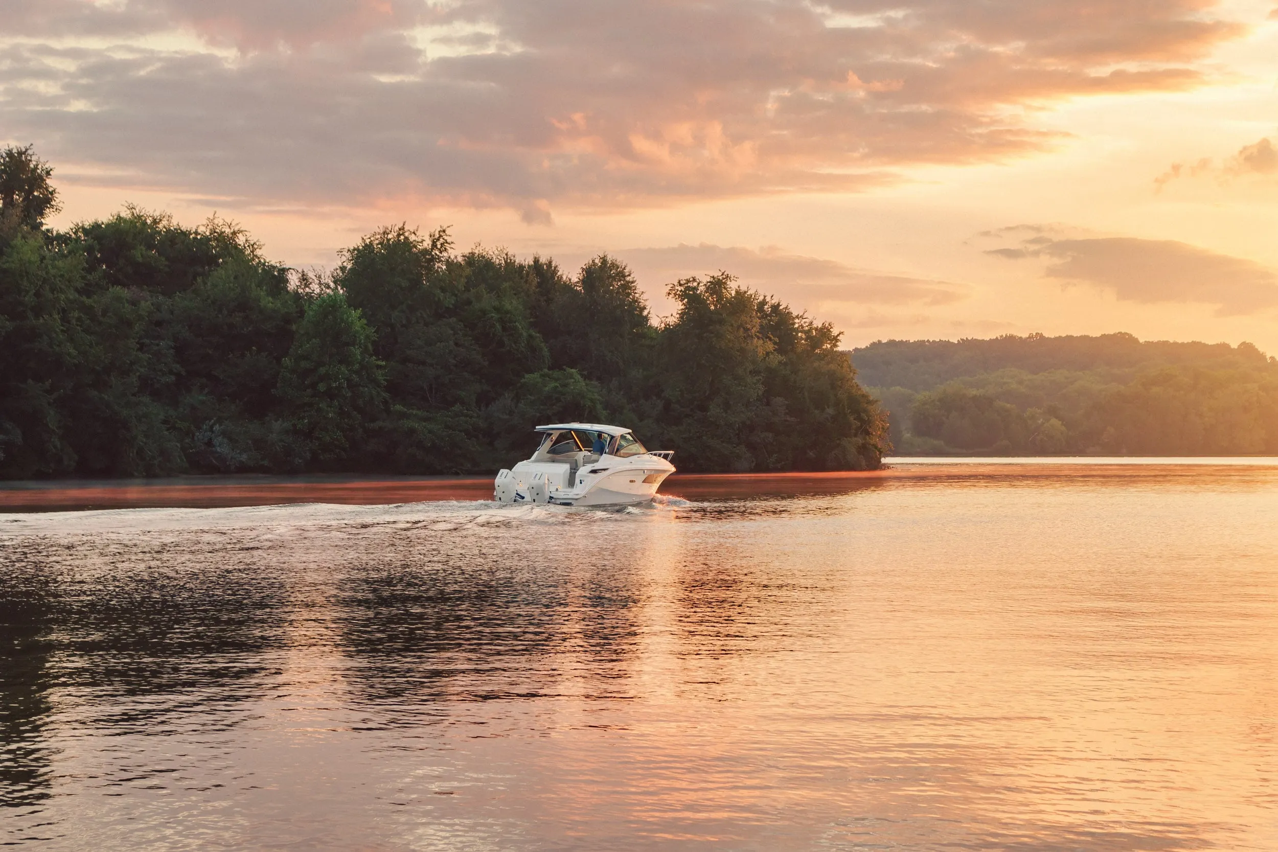 Sea Ray Sundancer 320 Outboard photo 5