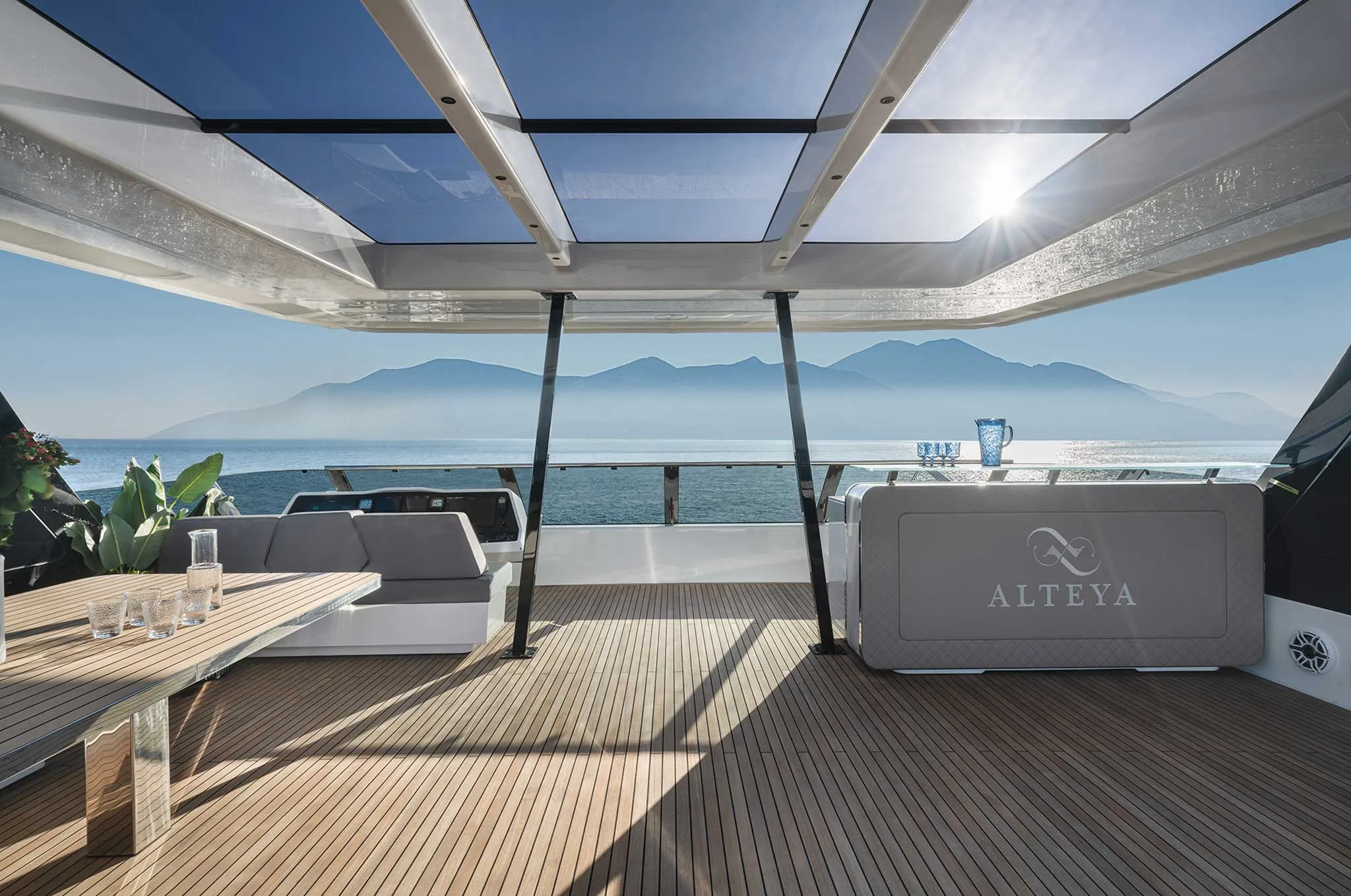 Sunreef Power NEXT yacht