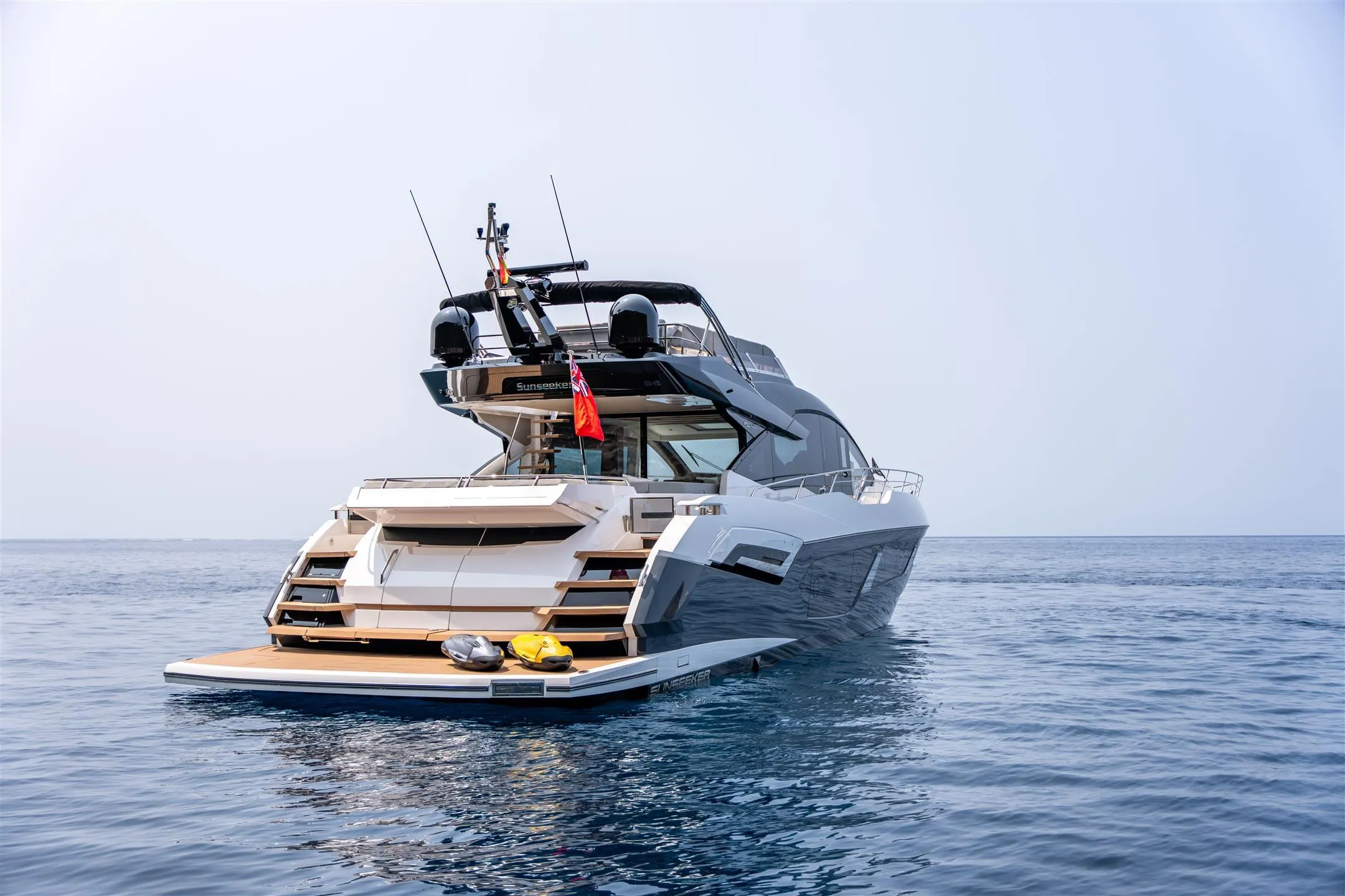 Sunseeker 75 Sport Yacht photo 5