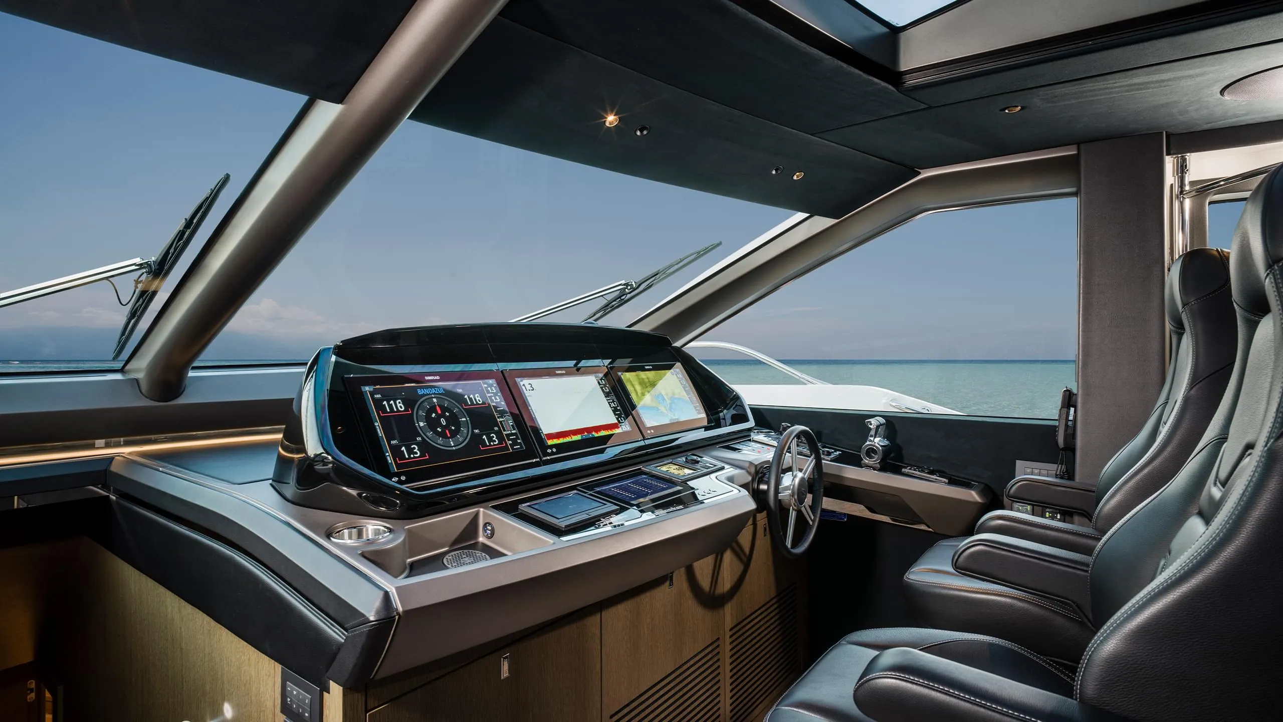 Sunseeker 90 Ocean photo 5