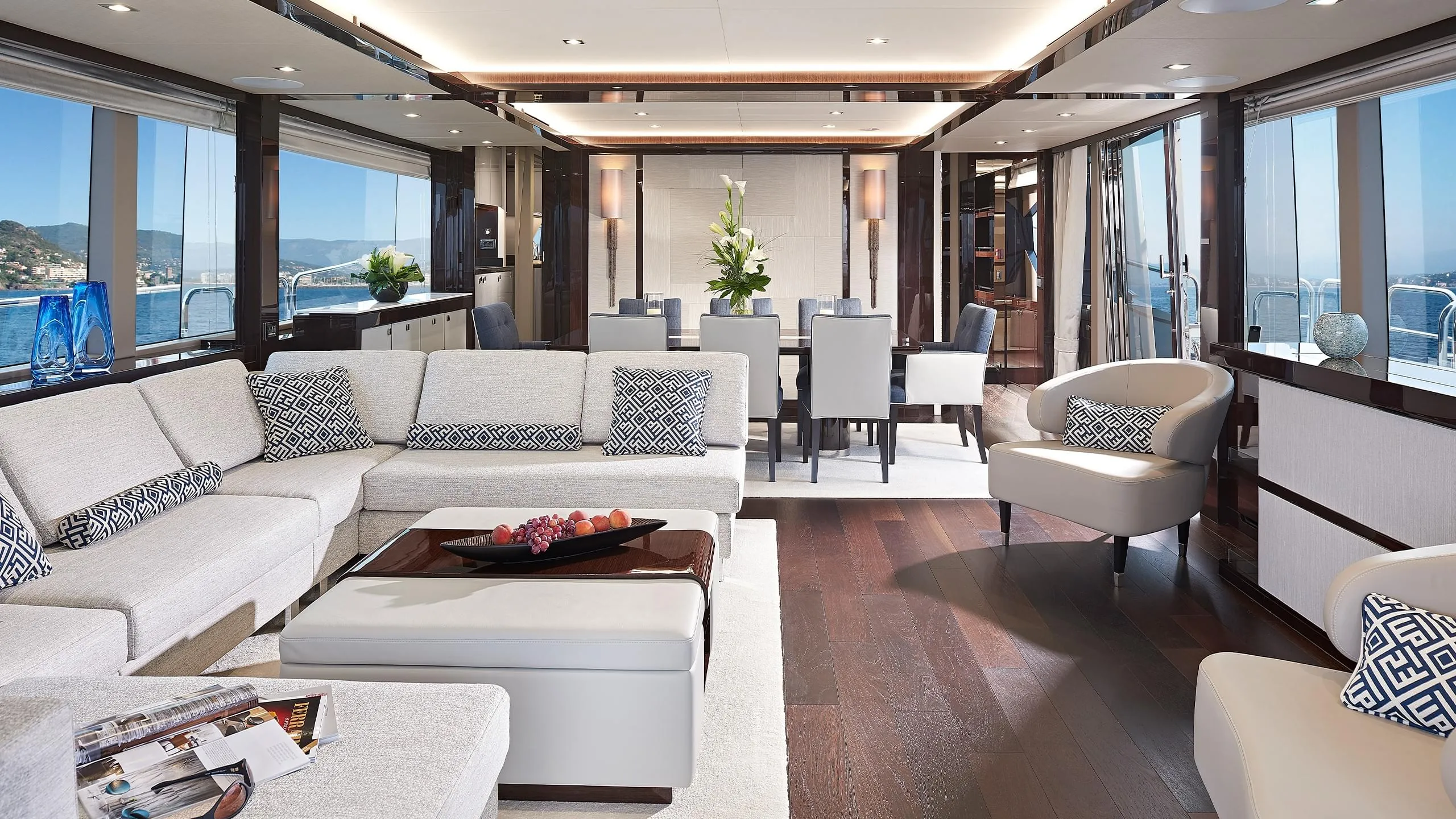 Sunseeker 95 Yacht photo 3